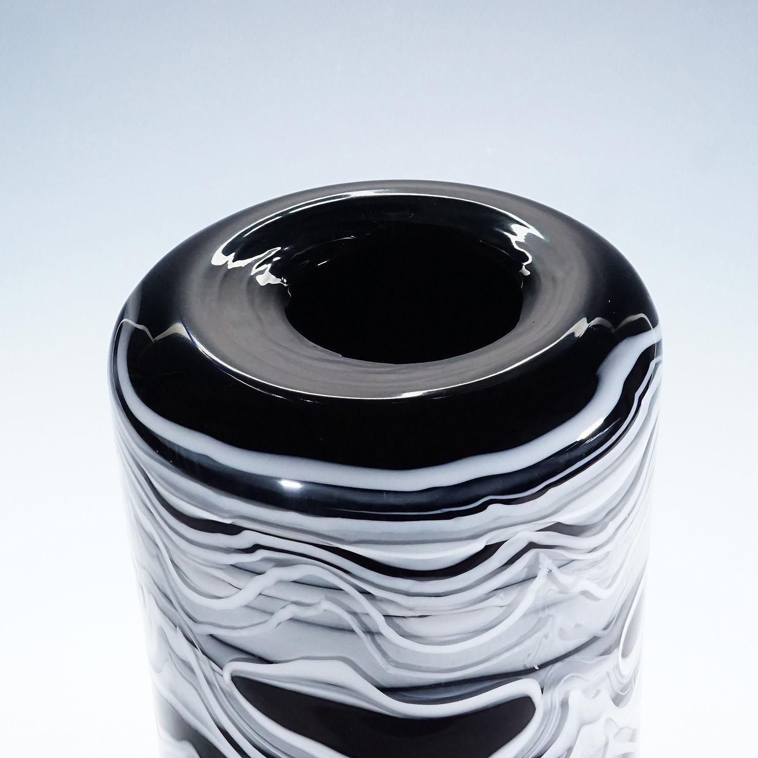 Large Mexico Vase By Toni Zuccheri For Venini 1970s photo vinterior