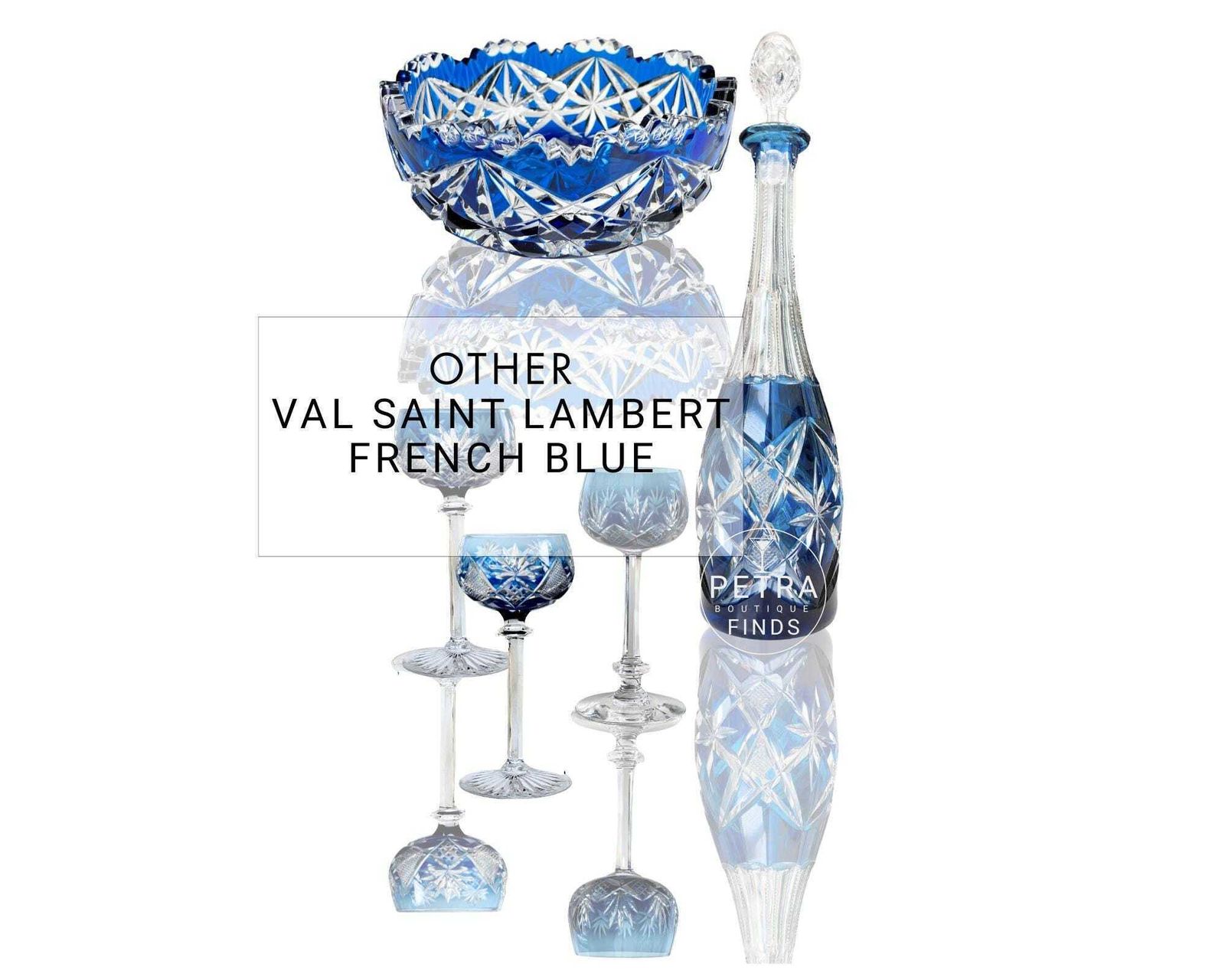 photo furniture Val Saint Lambert Kristal | Franse Blauwe Schaal | Double Bleu | Gesigneerd