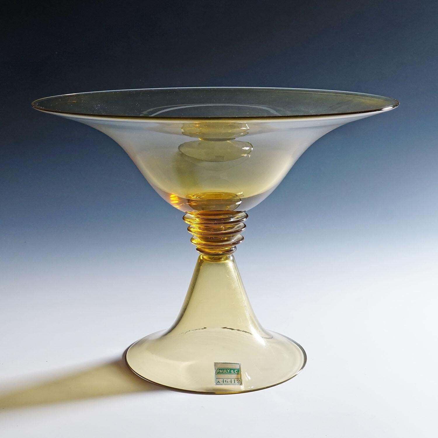 Vetro Soffiato Centerpiece By Guido Balsamo Stella Attr. For Pauli & Cia. C.V.M. photo furniture