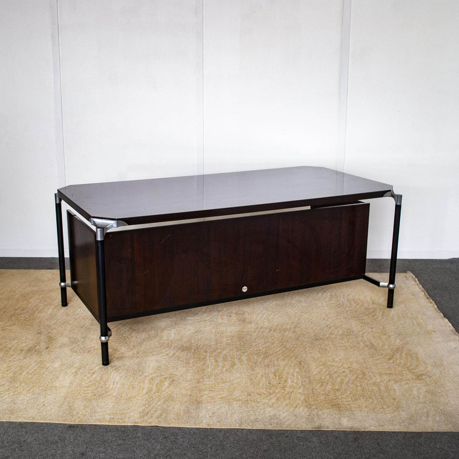 Ico Parisi Desk For Mim Rome From 1960s photo vinterior