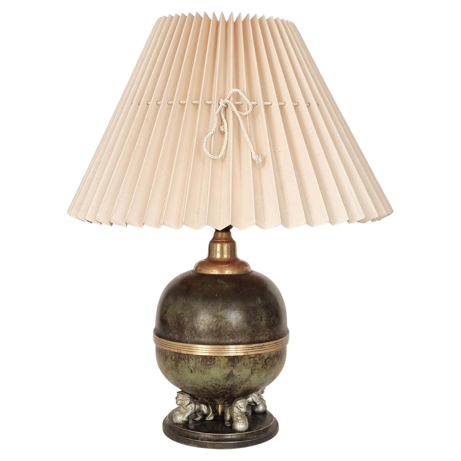 Table Lamp, Svenska Metallverken, Decor Of Lions, Swedish Grace