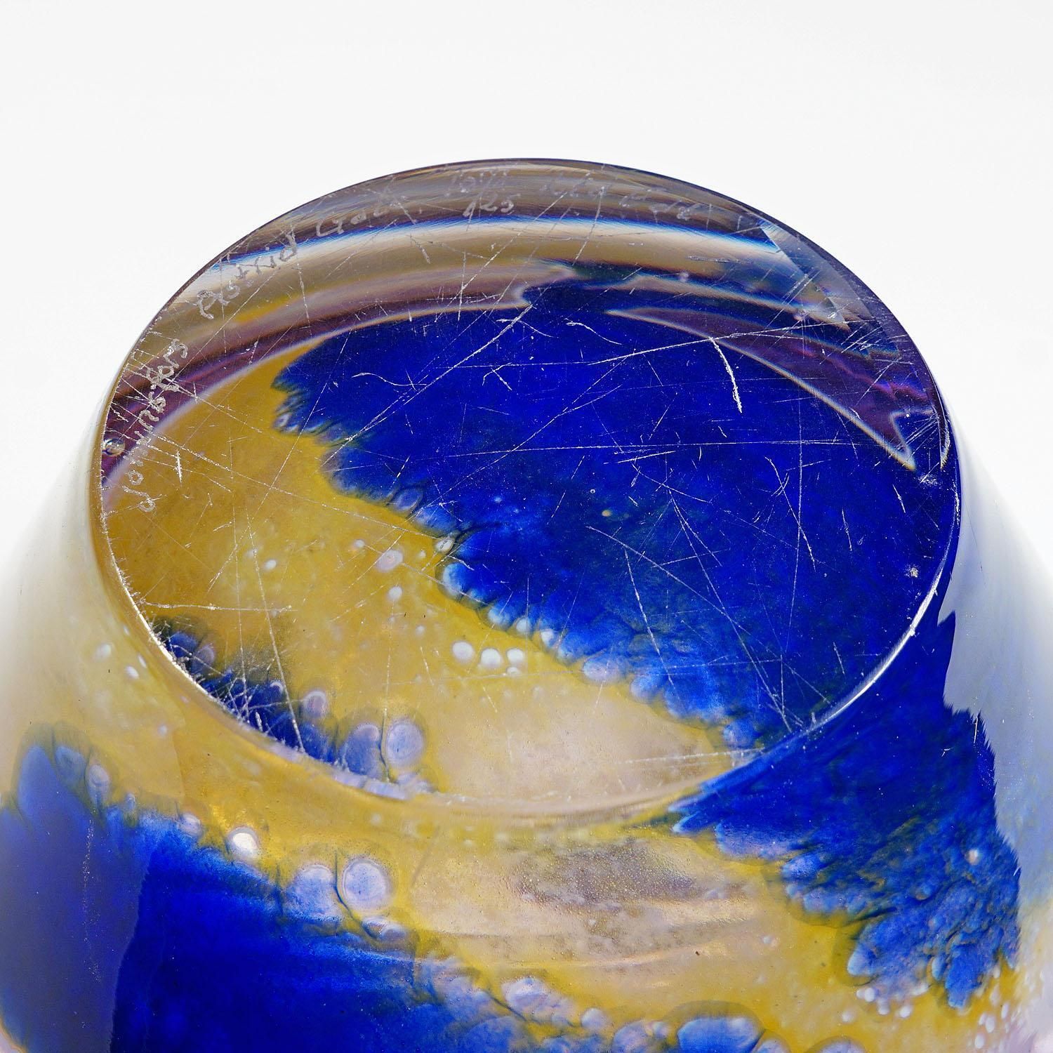 photo furniture Vintage Art Glass Bowl 'Tulpan' By Astrid Gate 2006