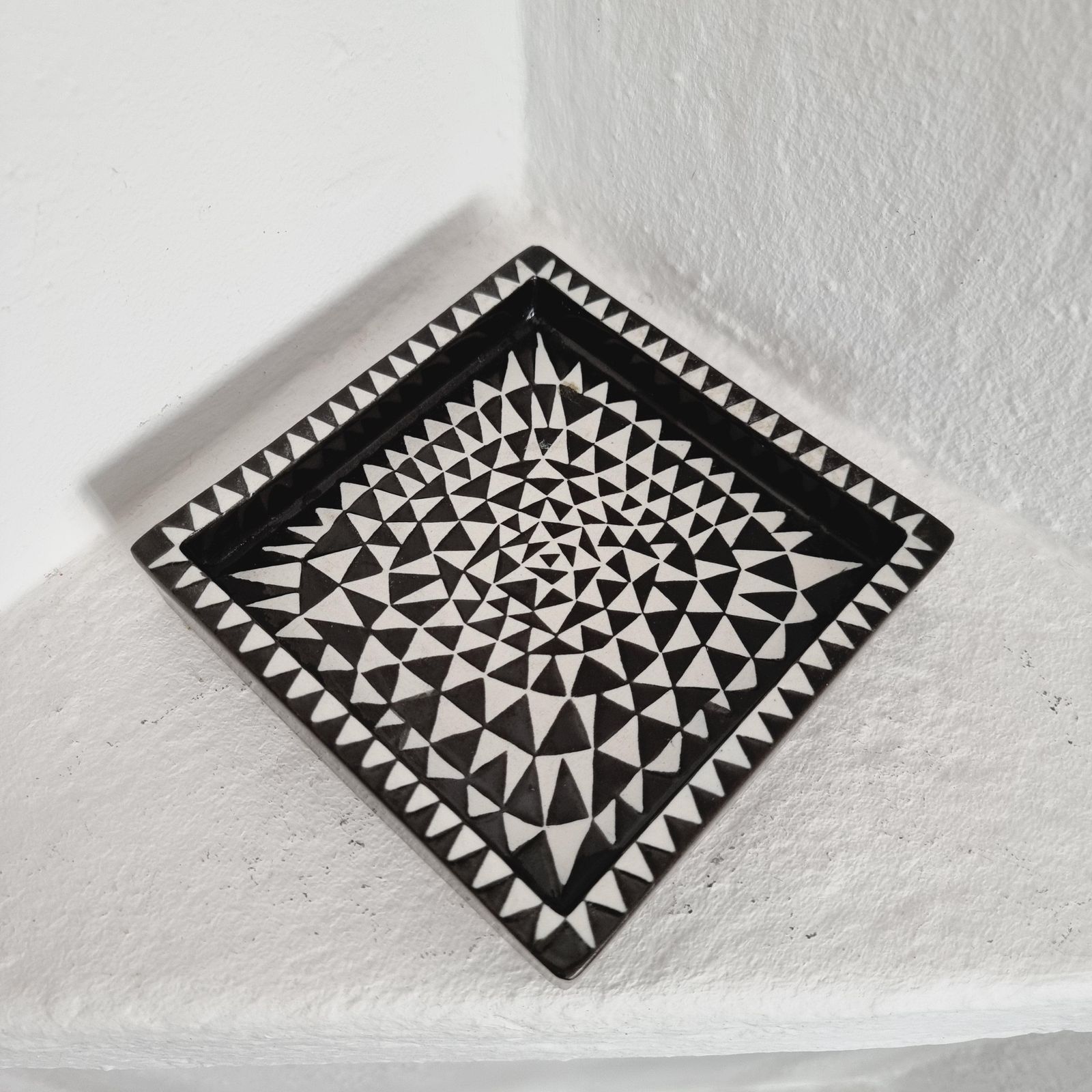 Stig Lindberg, Ceramic Tray/Ashtray Domino, Gustavsberg, Scandinavian Modern photo furniture