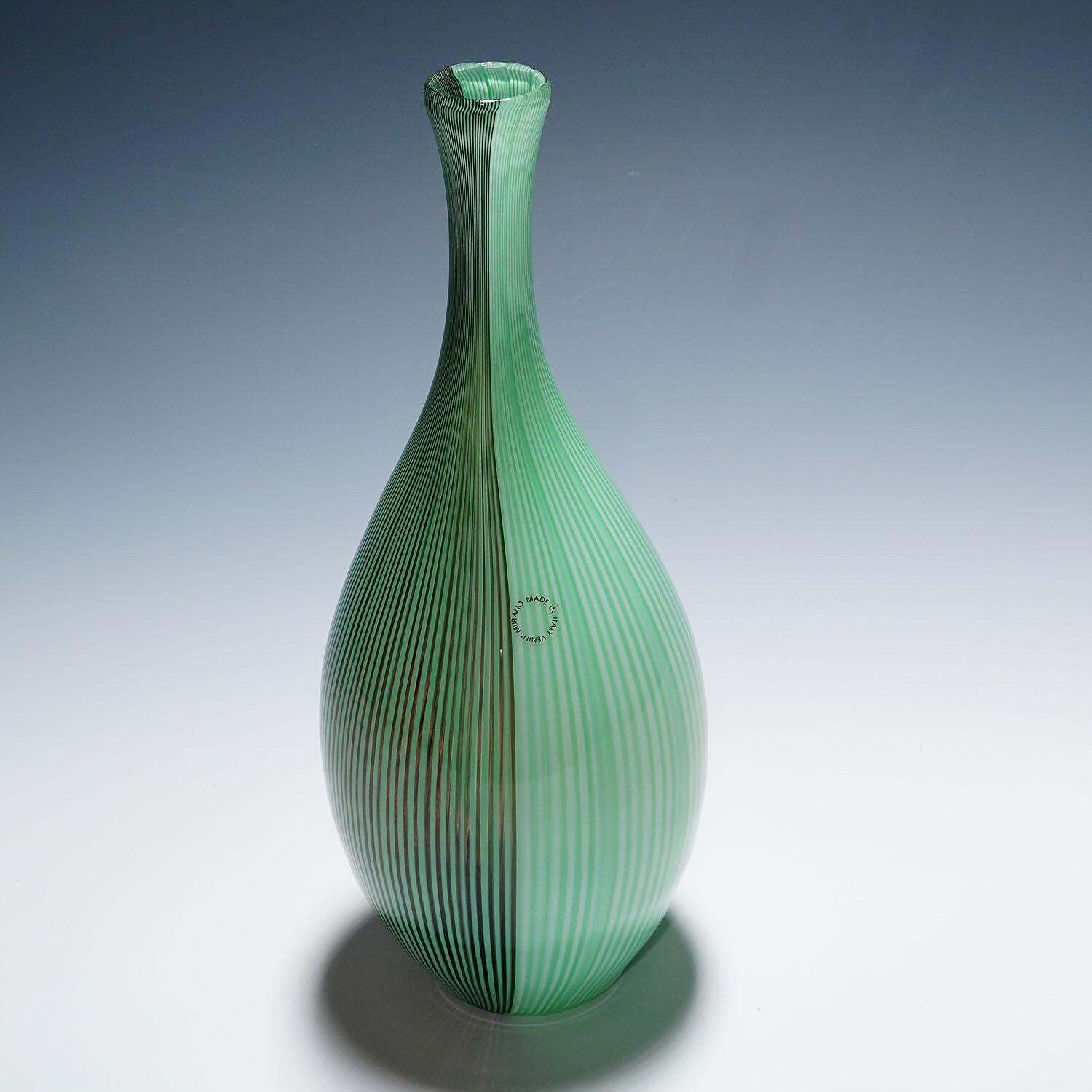 Large Tessuto Vase By Carlo Scarpa For Venini Murano photo 3196.0