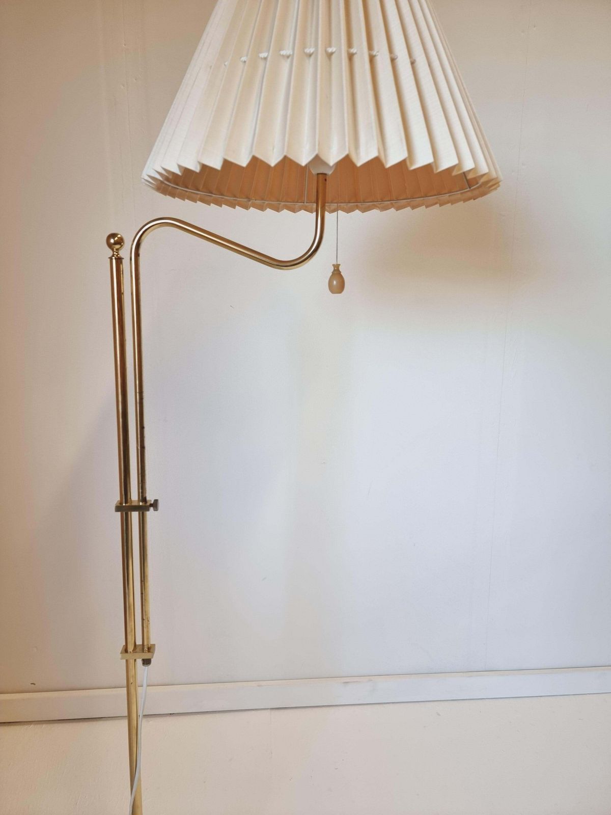 Lighting Bergboms, Adjustable Floor Lamp G 132 In Brass, Scandinavian / Midcentury Modern photo