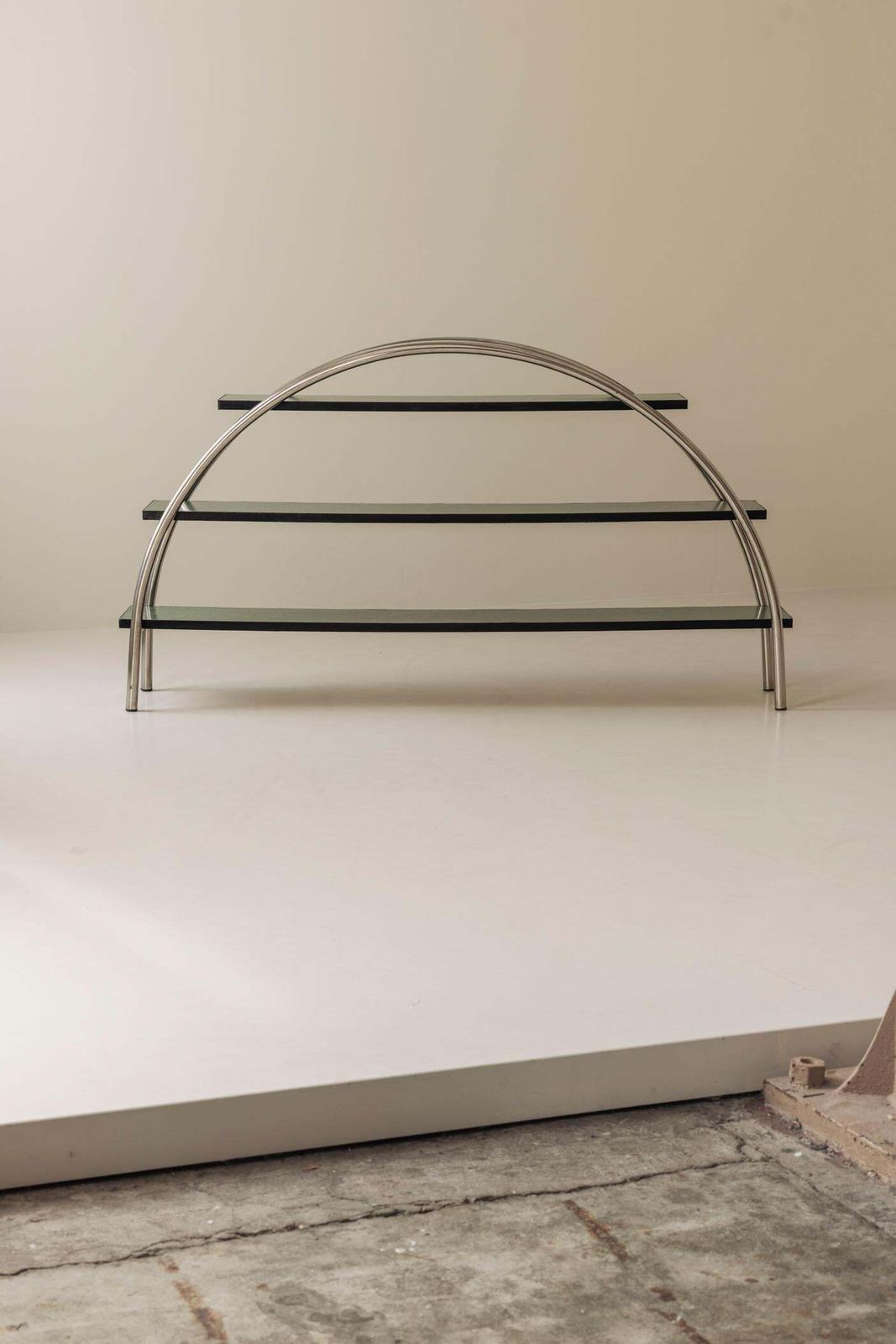 photo vintage Modernist Vintage Shelving Unit Sourced In France, Dating From The 1970s