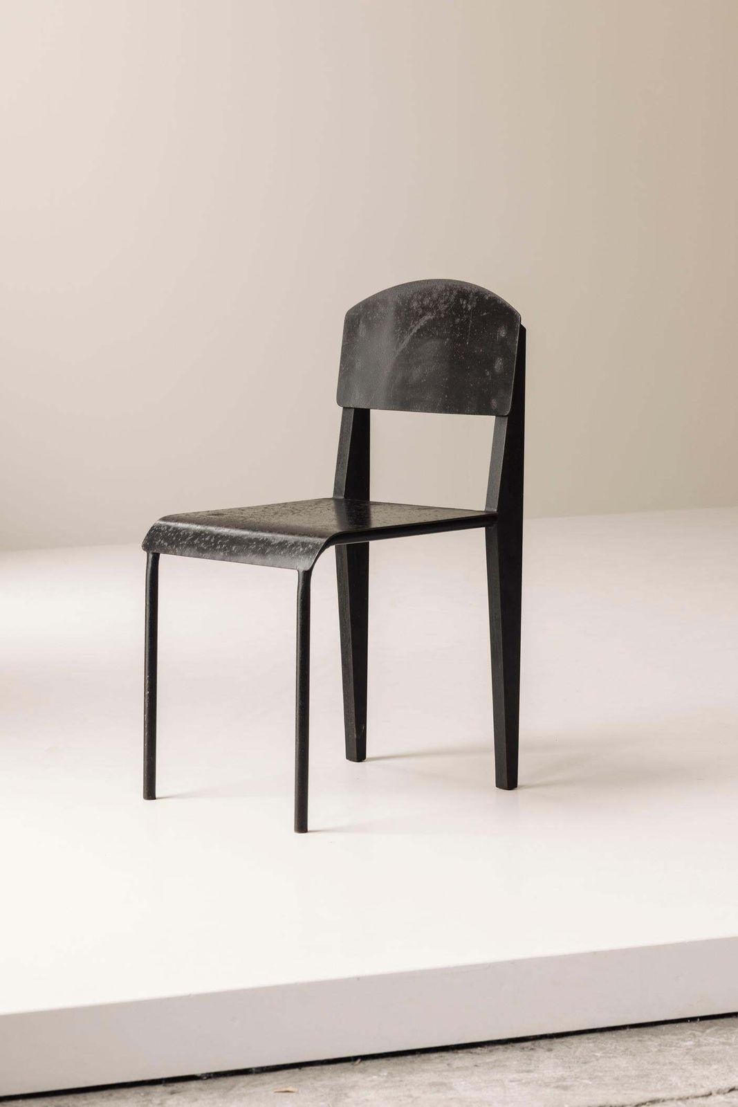 Unusual Interpretation Jean Prouvé Metropole 305 / Standard Chair, France, 1950s photo buy