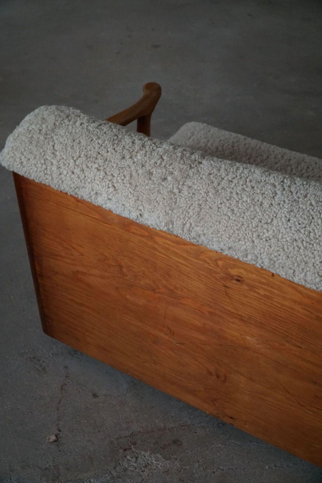 photo furniture Swedish Modern, Freestanding Two Seater Sofa / Bed In Pine & Lambswool, 1950s