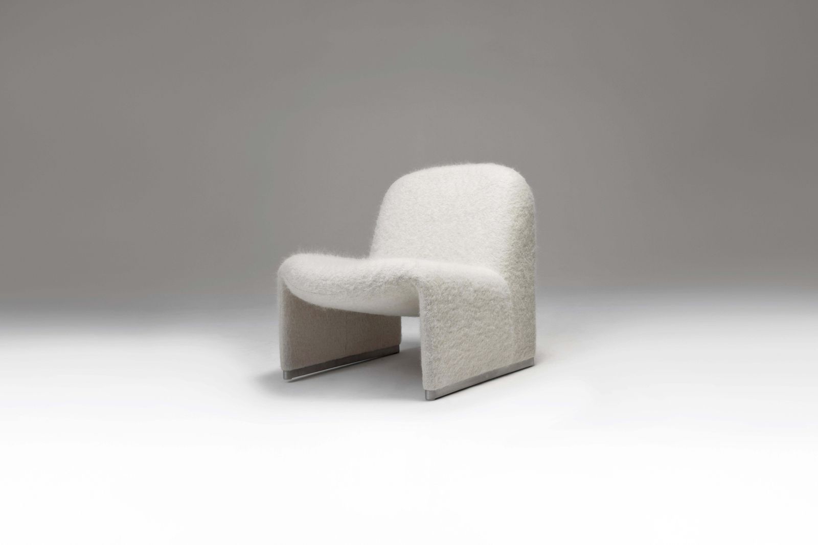 Giancarlo Piretti “Alky” Chair In Pierre Frey Fluffy Fabric, Artifort, 1970s photo furniture
