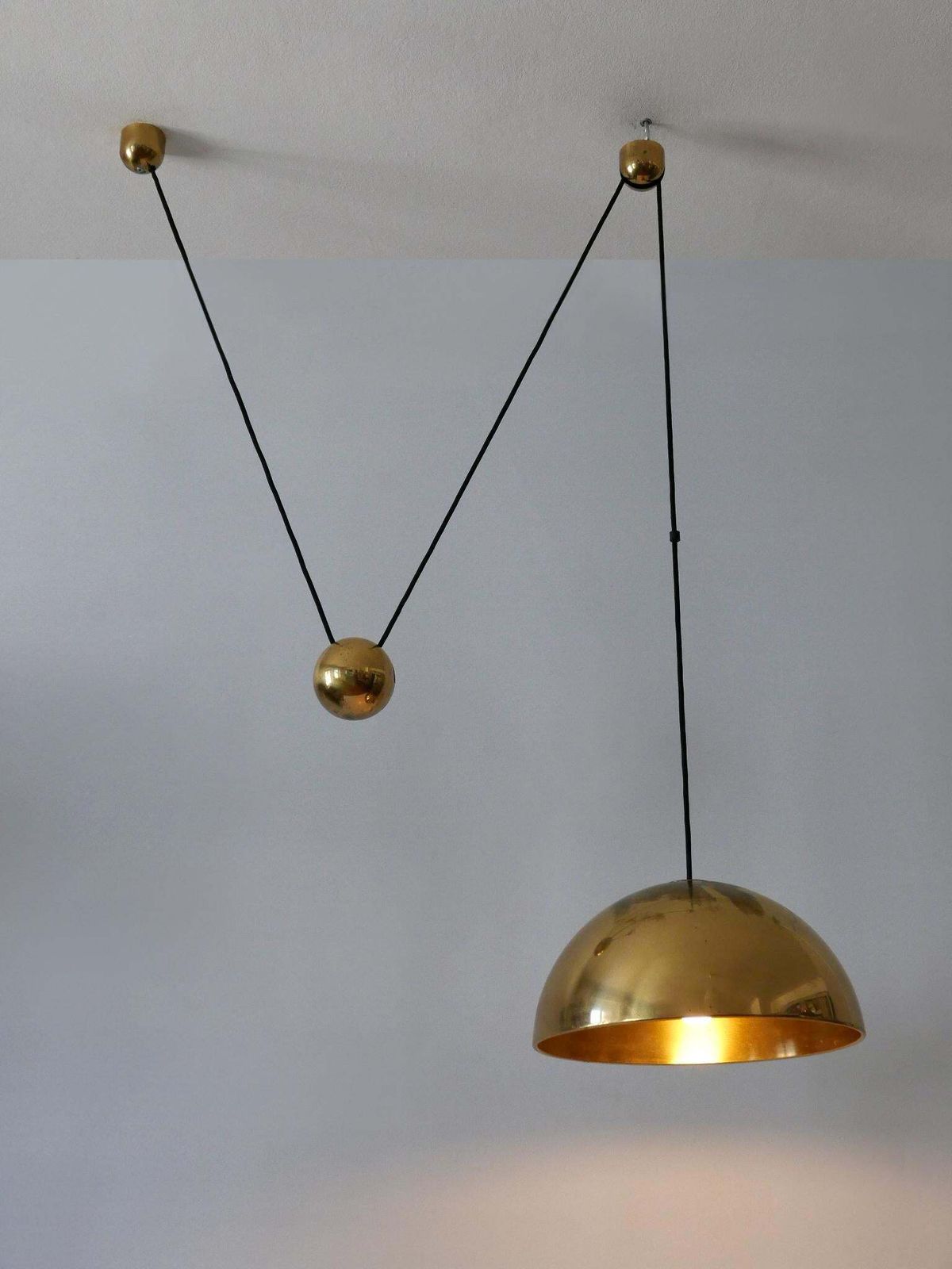 photo vinterior Elegant Mid Century Counterweight Brass Pendant Lamp By Florian Schulz 1960s