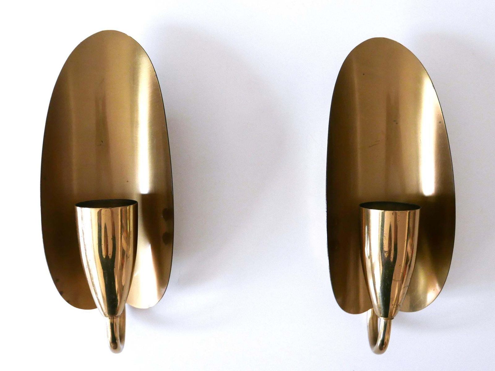 photo vinterior Set Of Two Lovely Mid Century Modern Brass Sconces Or Wall Lamps Germany 1950s