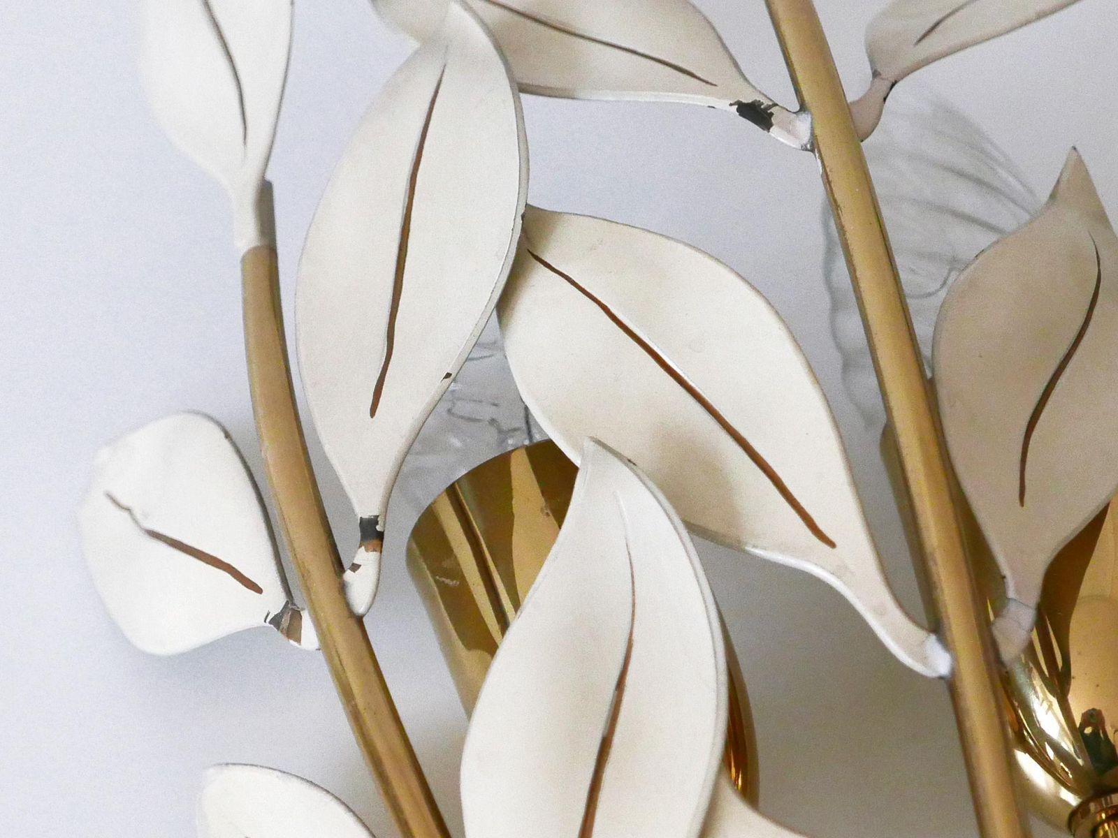 photo vintage Set Of Two Rare 'Laurel Bouquet' Sconces By Vereinigte Werkstätten München 1950