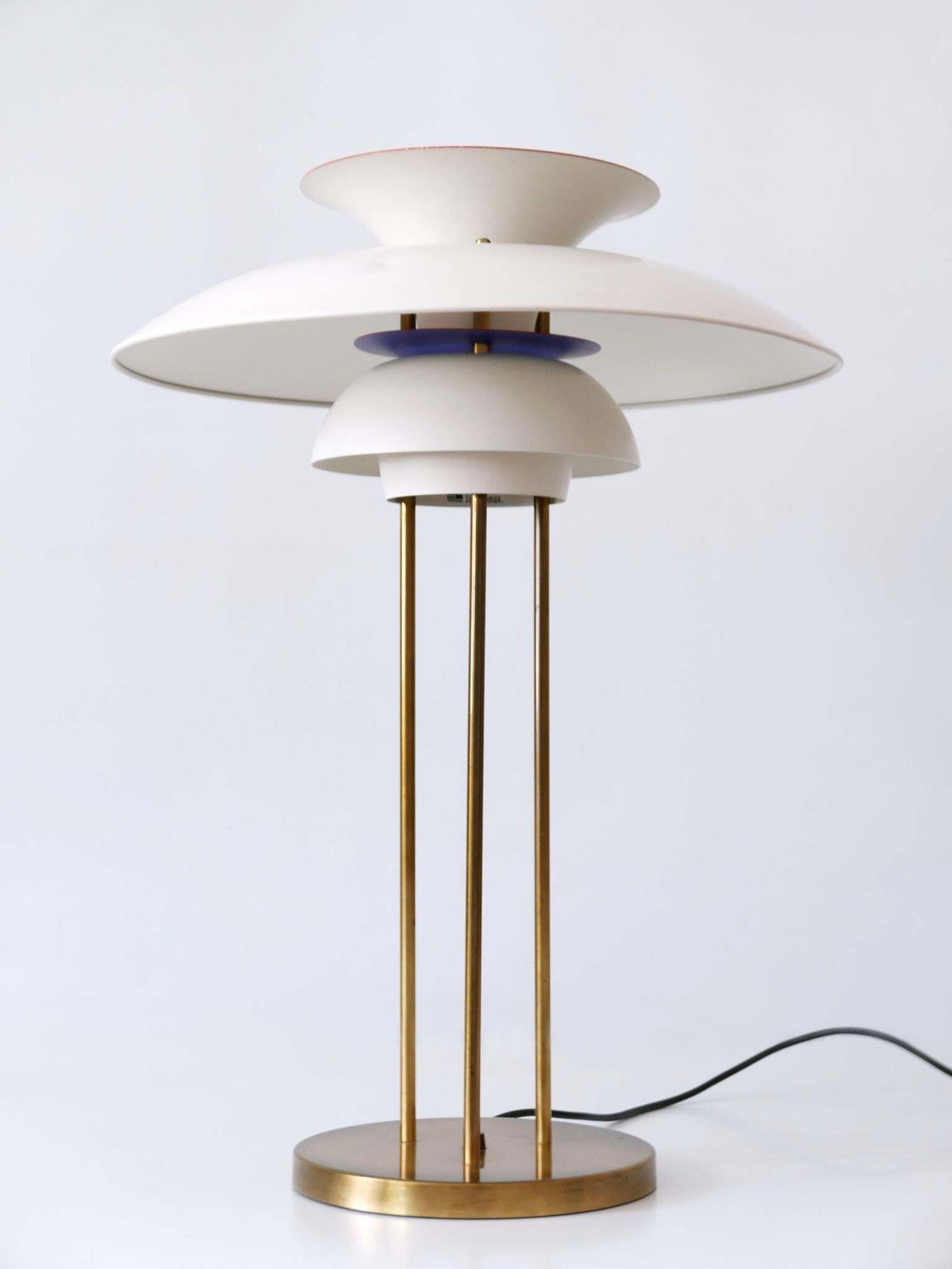 Mid Century Modern Ph 5 Table Lamp By Poul Henningsen For Louis Poulsen 1960s photo furniture