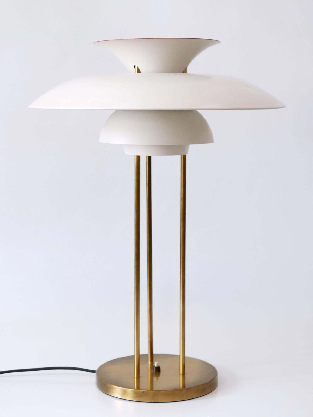 Lighting Mid Century Modern Ph 5 Table Lamp By Poul Henningsen For Louis Poulsen 1960s photo