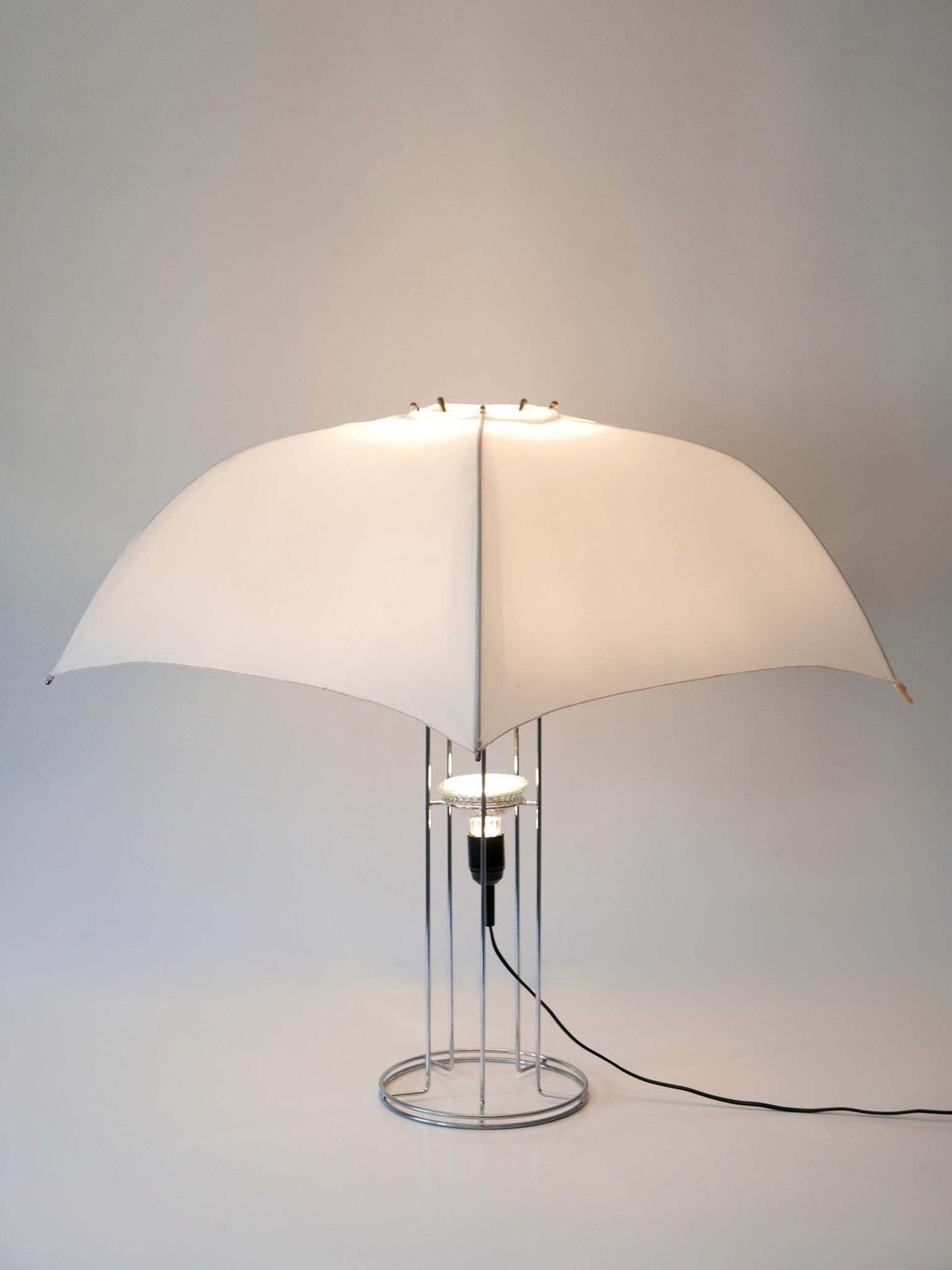 photo vinterior Large And Amazing 'Umbrella' Table Lamp By Gijs Bakker For Artimeta 1970s