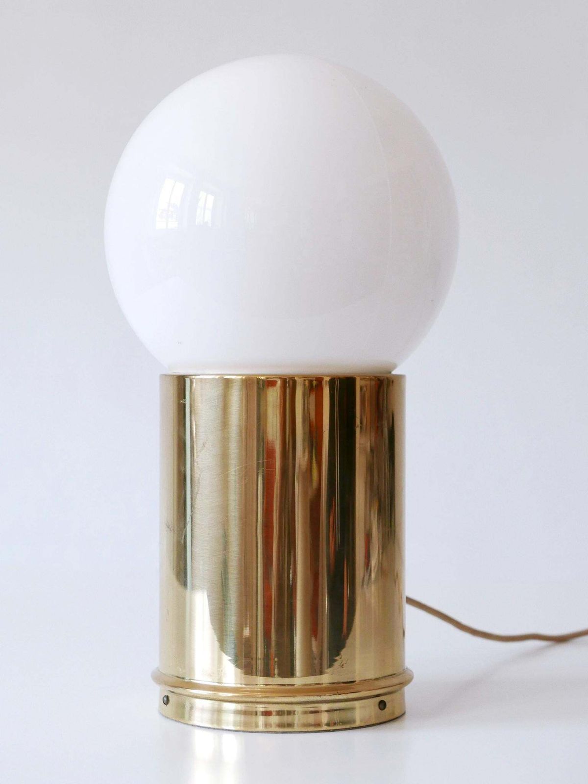 photo furniture Elegant Mid Century Modern Table Lamp By Vereinigte Werkstätten Germany 1960s