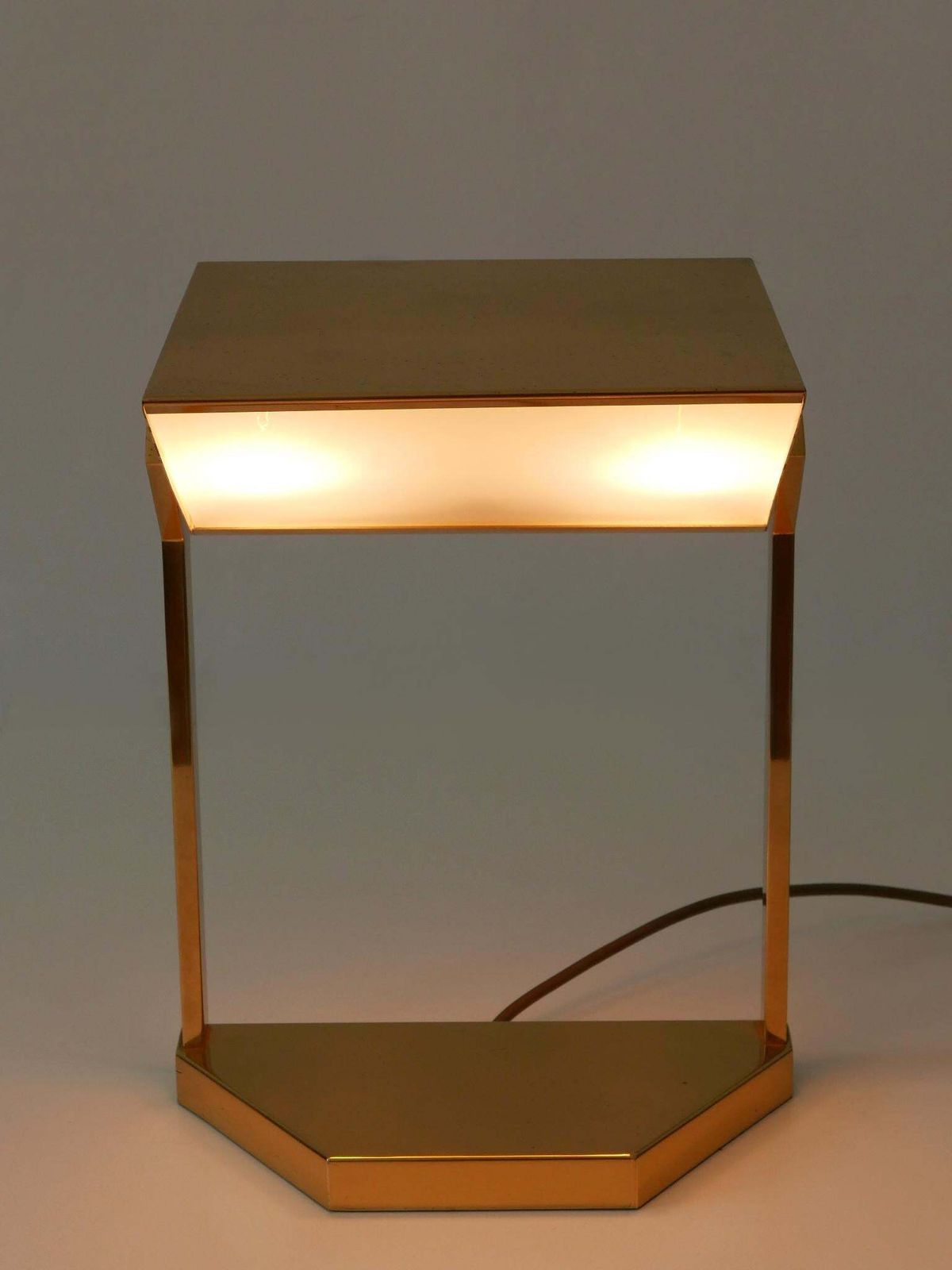 2080.0 Mid Century Desk Light Or Table Lamp By Vereinigte Werkstätten Germany 1960s photo