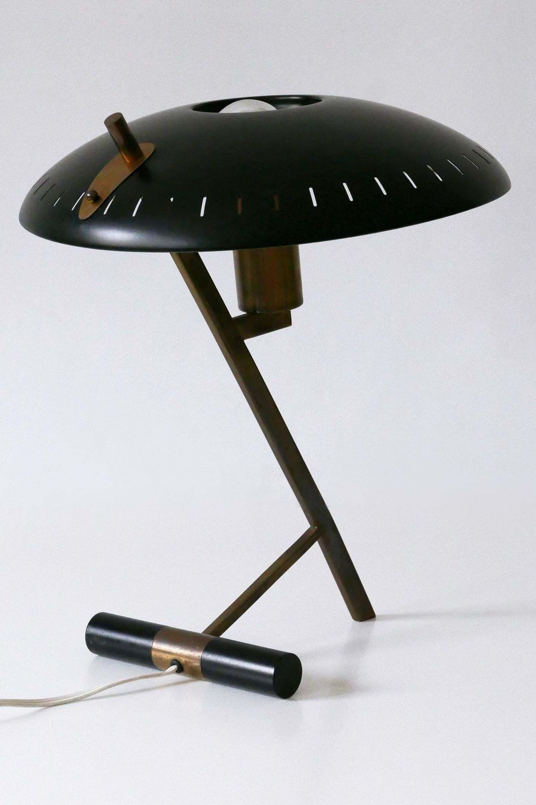 Elegant Mid Century "Decora" Or Z Table Lamp By Louis Kalff For Philips 1950s photo vintage