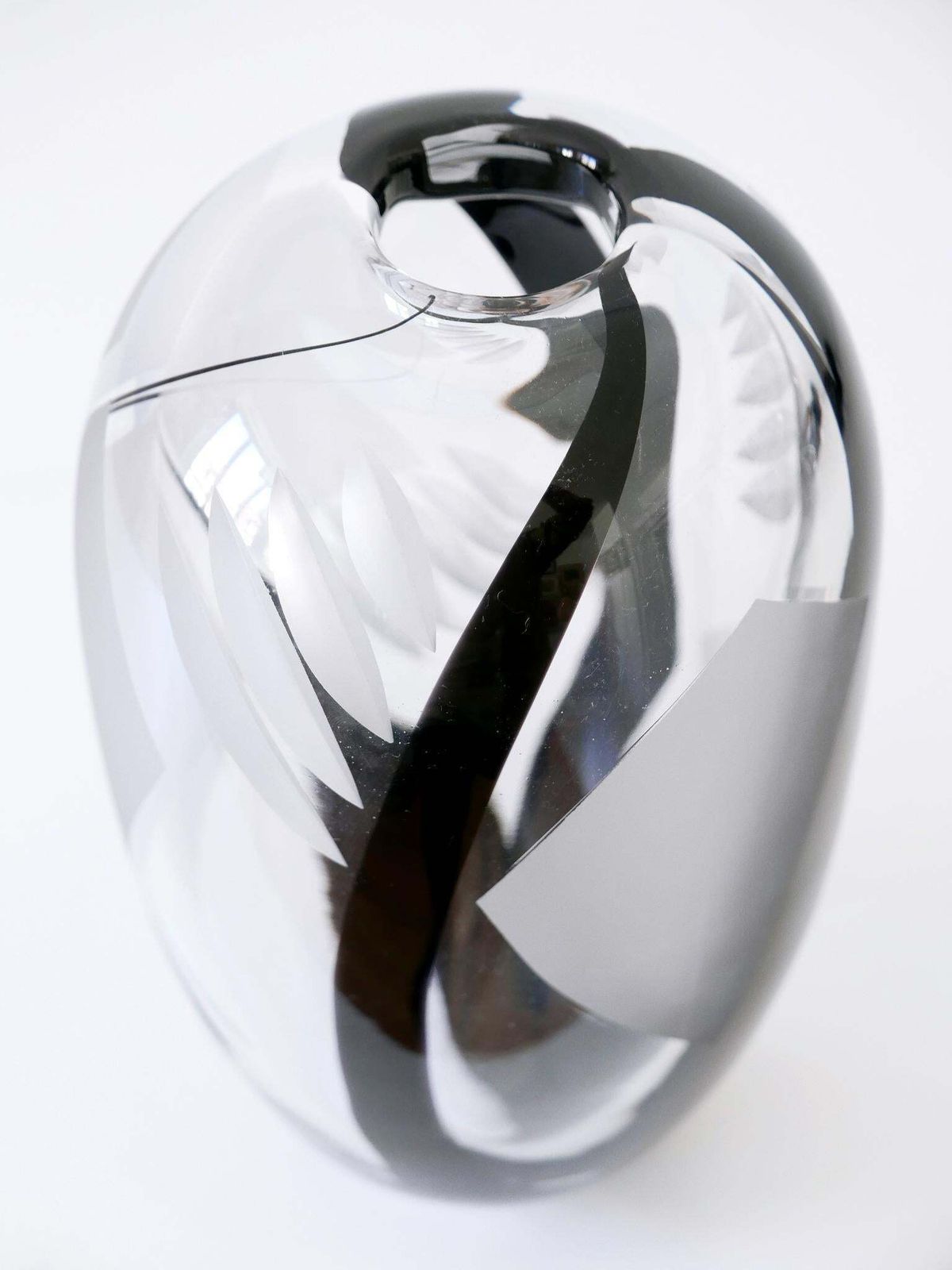 Unique Art Glass Vase By Anna Ehrer For Kosta Boda Sweden 1992 Signed photo furniture