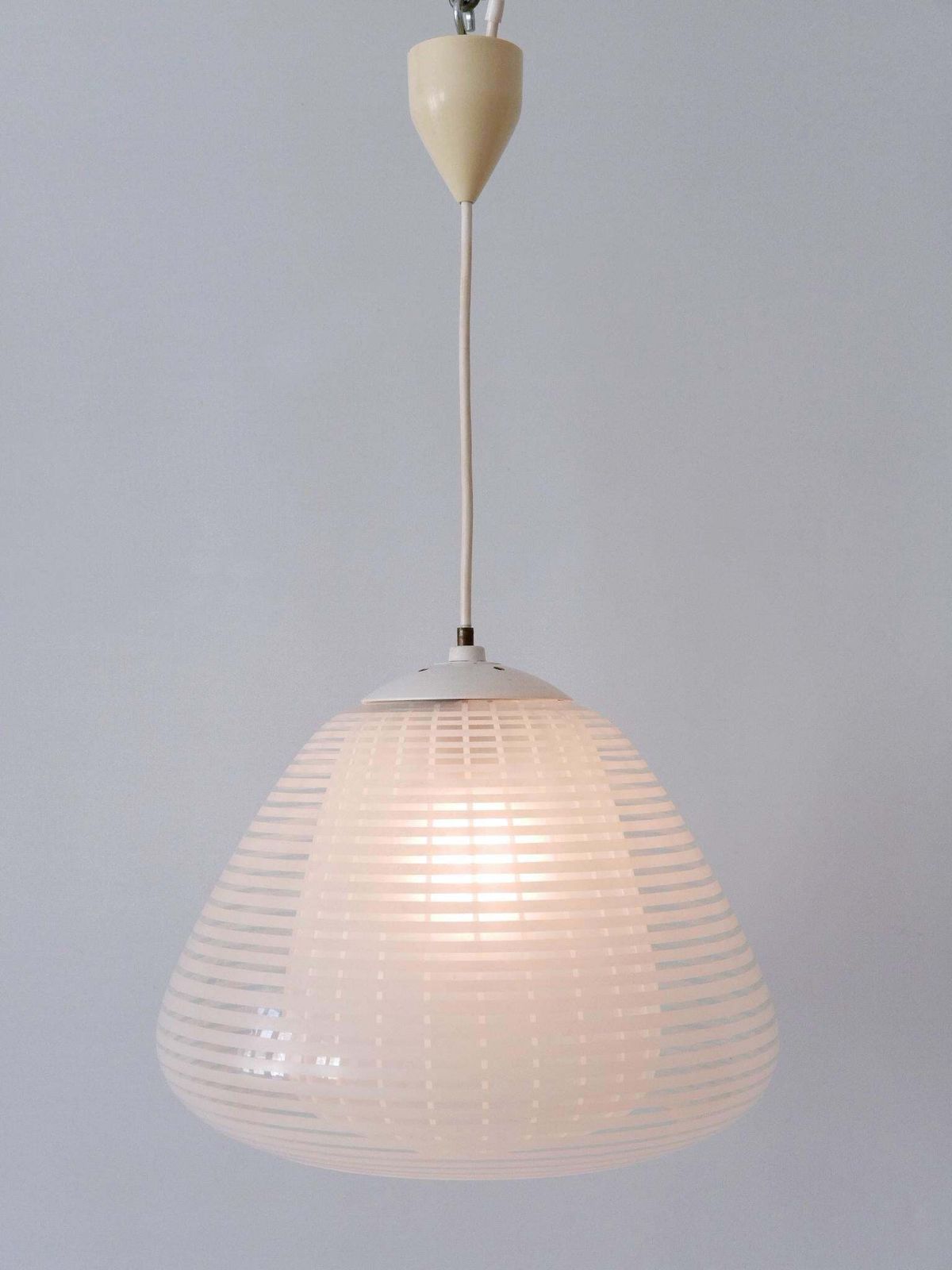 Rare Mid Century Pendant Lamp "München" By Wilhelm Wagenfeld For Peill & Putzler photo vinterior