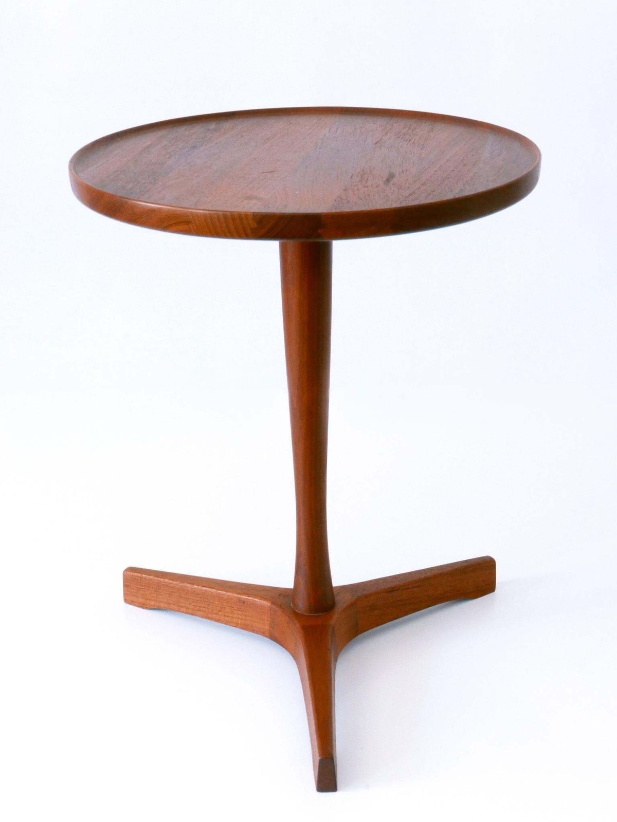 Elegant Mid Century Modern Teak Side Table By Hans C. Andersen For Artek 1960s photo Furniture