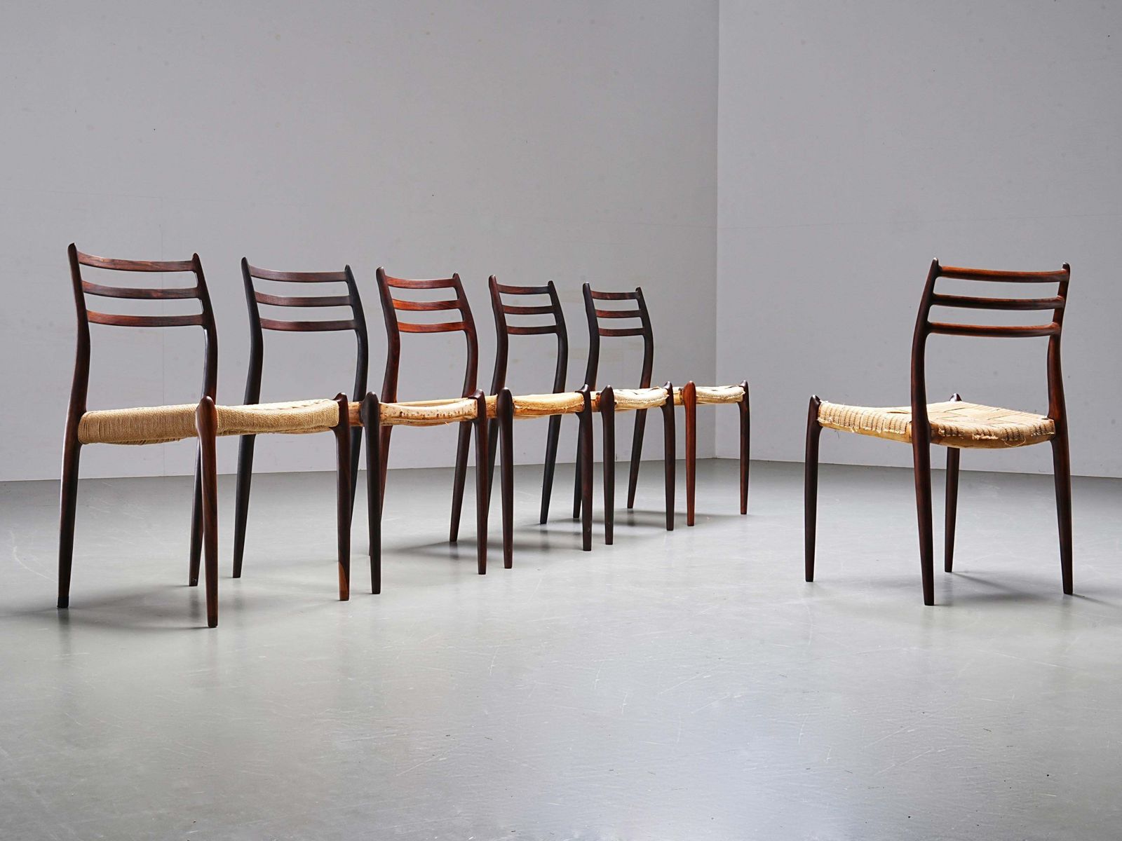Set Van 6 Niels Otto Møller Stoelen In Hout, Denemarken, Jaren 1960 photo for sale