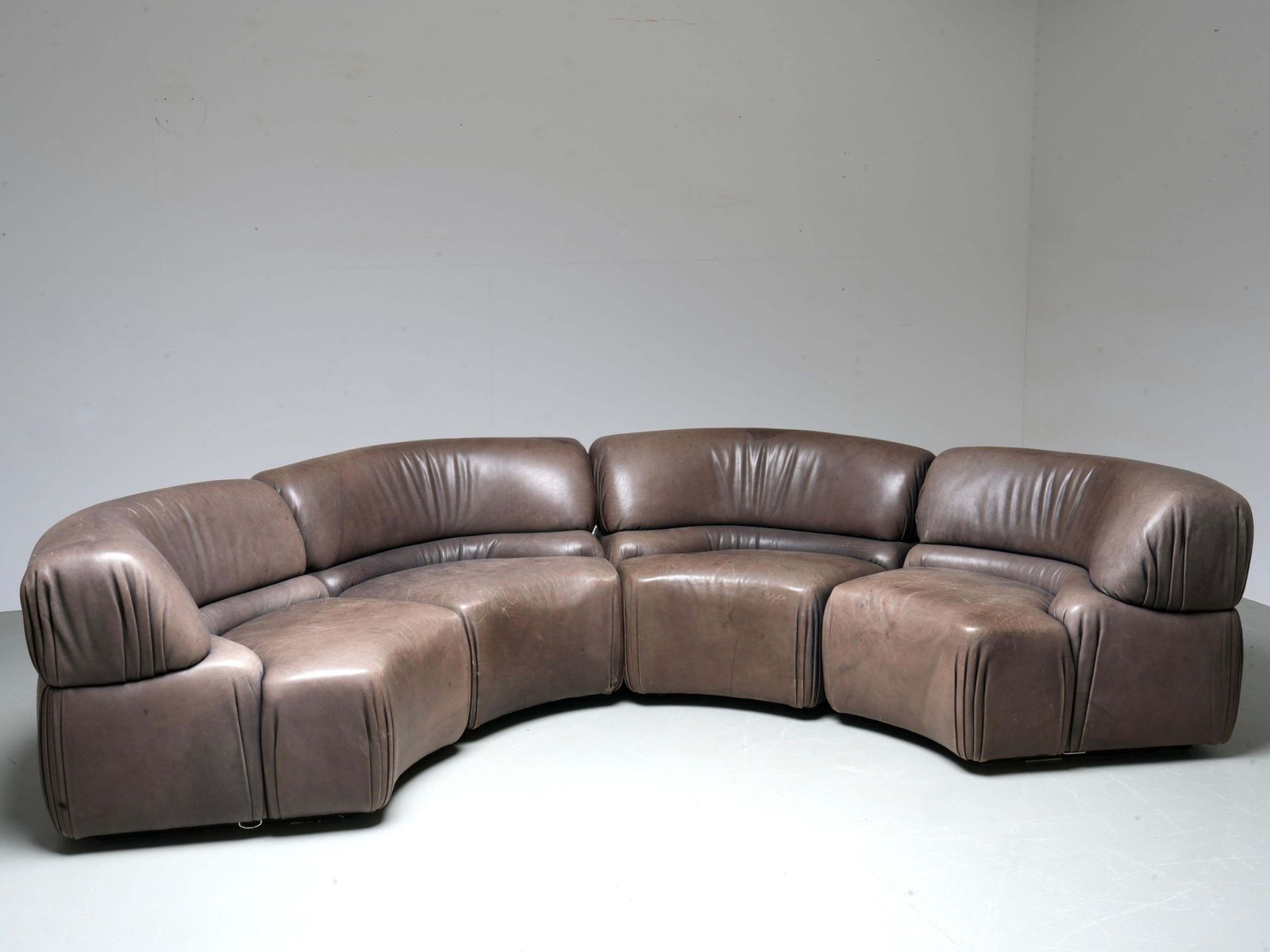 De Sede 'Cosmos' Ds28 Modular Sofa In Grey / Brown Leather, Switzerland, 1970's photo vinterior