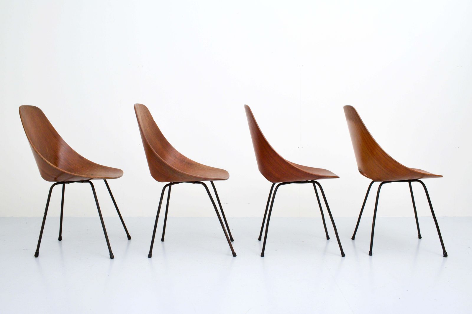 Set Van 4 Medea Eetkamerstoelen Van Vitorio Nobili Voor Fratelli Tagliabue, 1955 photo Meubels