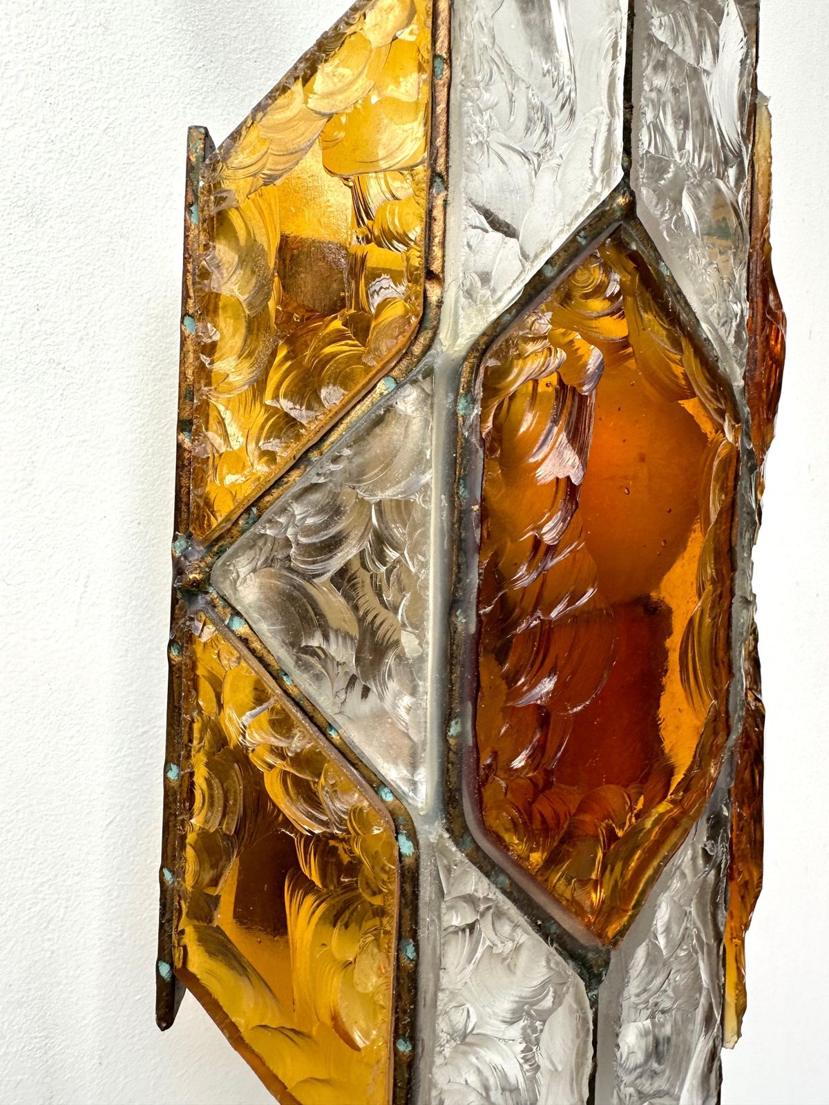 photo vinterior Pair Of Hammered Glass Wrought Iron Sconces By Longobard, Italy, 1970s