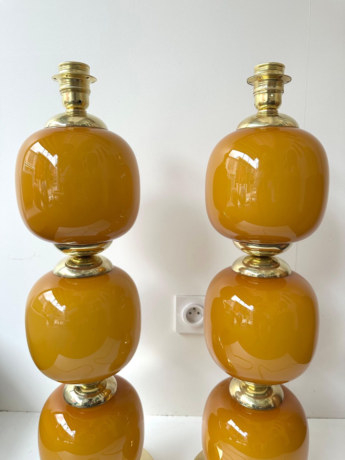 photo vinterior Contemporary Pair Of Brass And Orange Murano Glass Bulbs Lamps, Italy