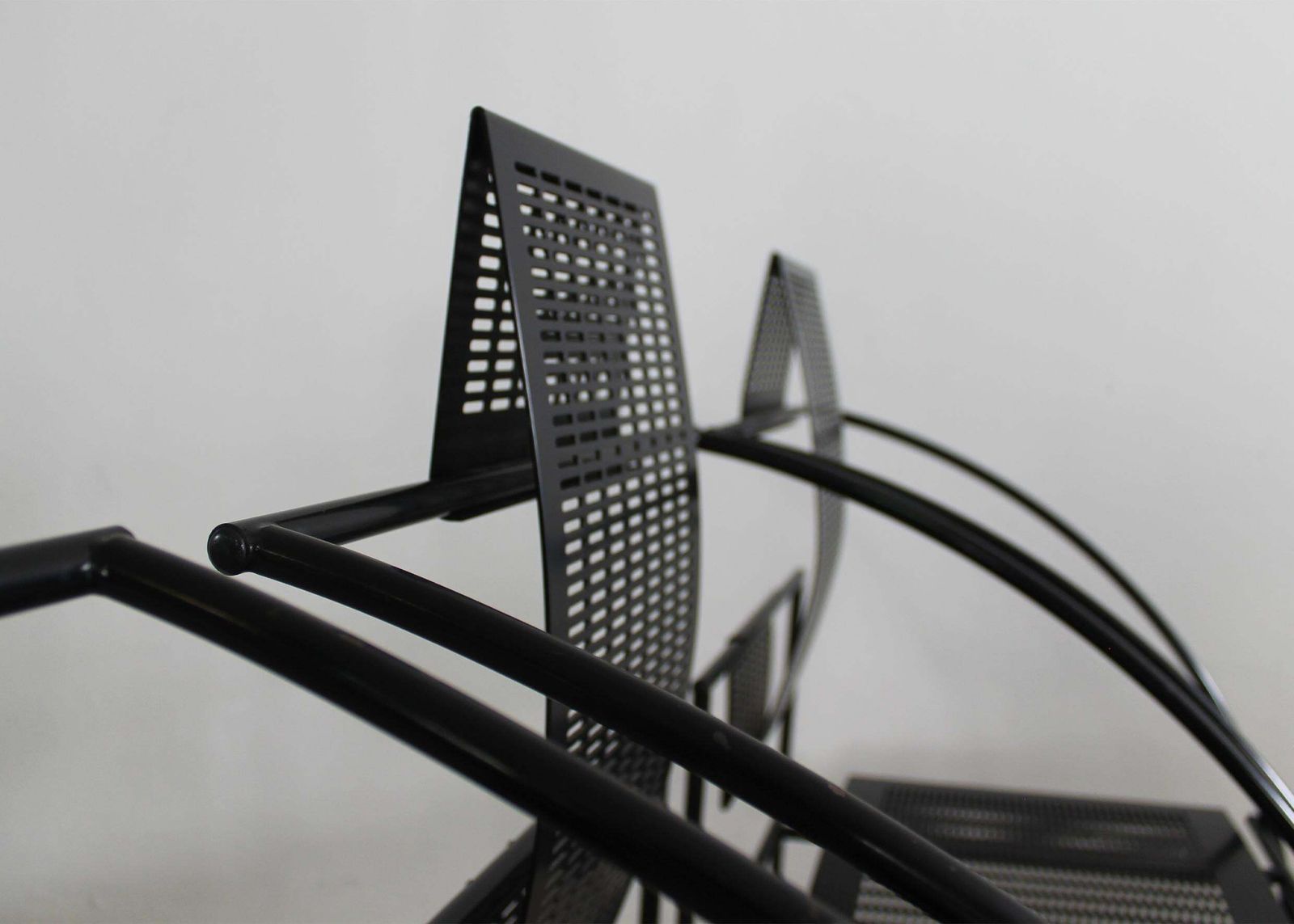 Mario Botta Set Of Six 605 Quinta Chairs In Black Lacquered Steel By Alias 1980 photo vintage
