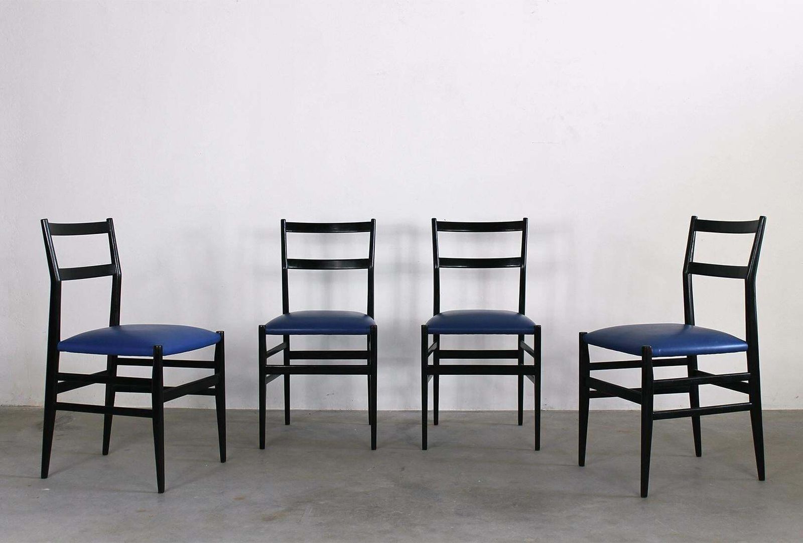 Gio Ponti Set Of Four Leggera Dining Chairs By Cassina 1951 Italy photo furniture