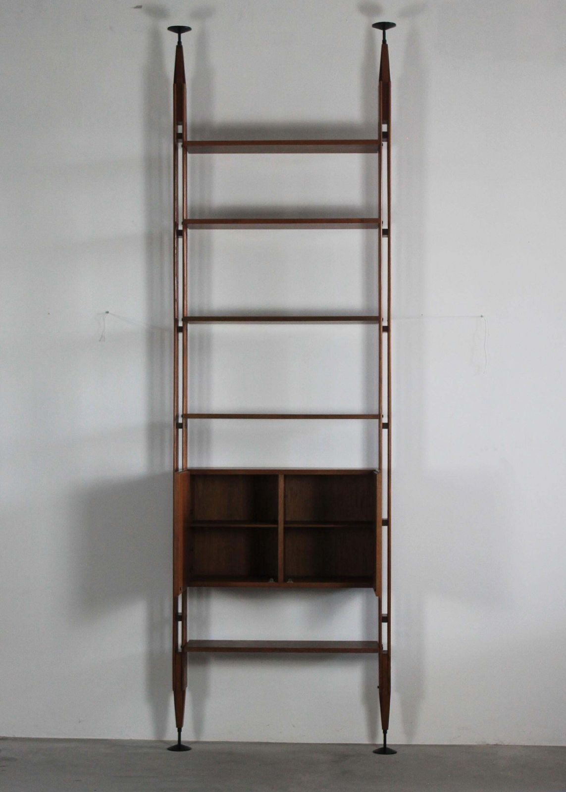 Franco Albini Lb7 Bookcase In Teak Wood By Poggi Pavia 1950s Italy photo for sale