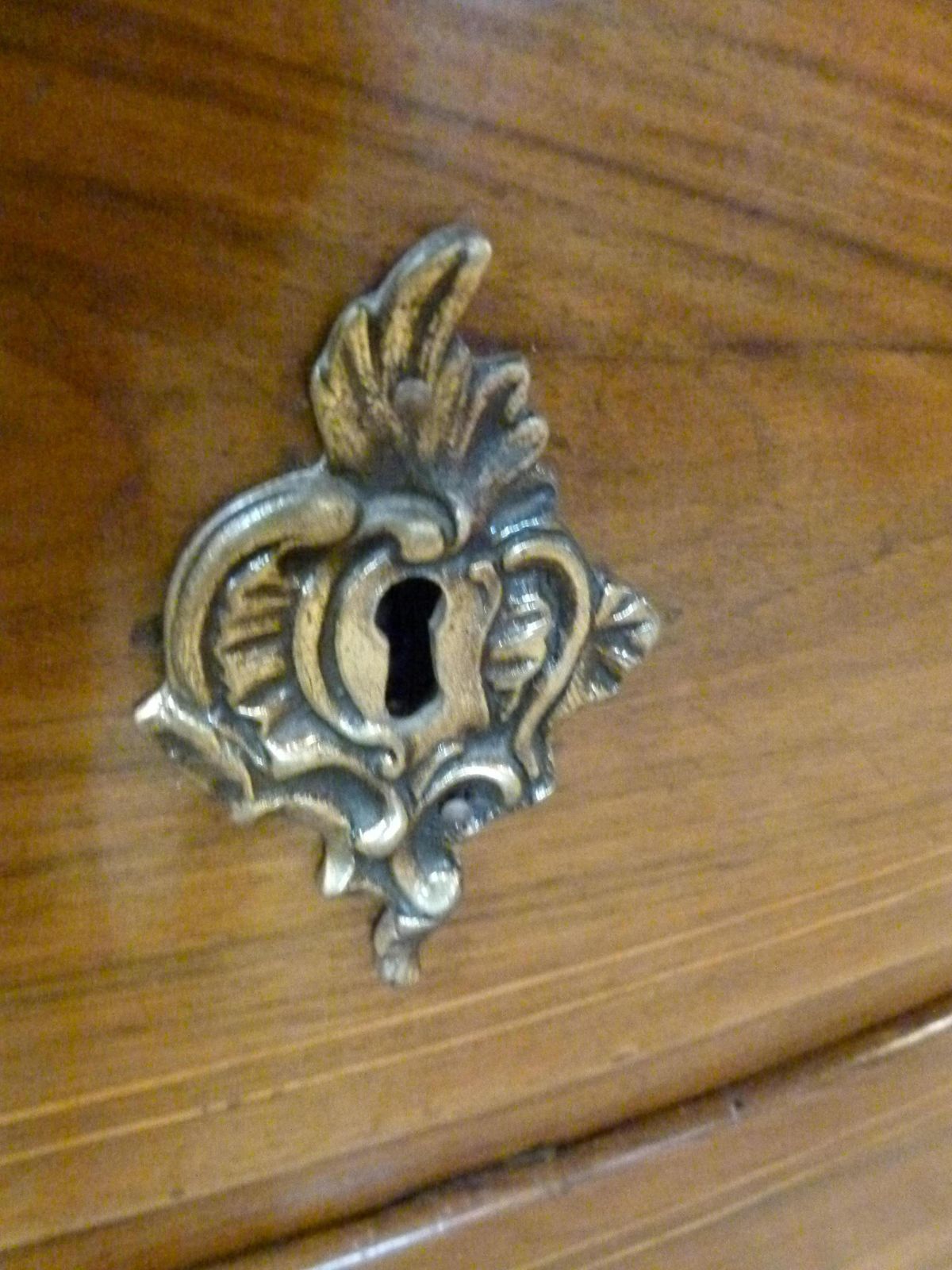 photo vinterior Walnut Secretary In Louis XVI Style