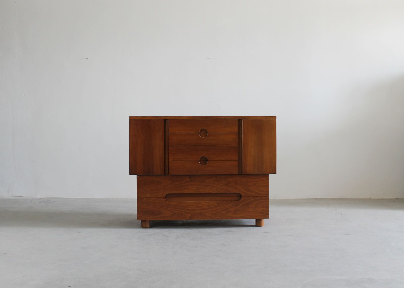 Giovanni Michelucci Cabinet Serena In Walnut Wood By Poltronova 1950s Italy photo for sale