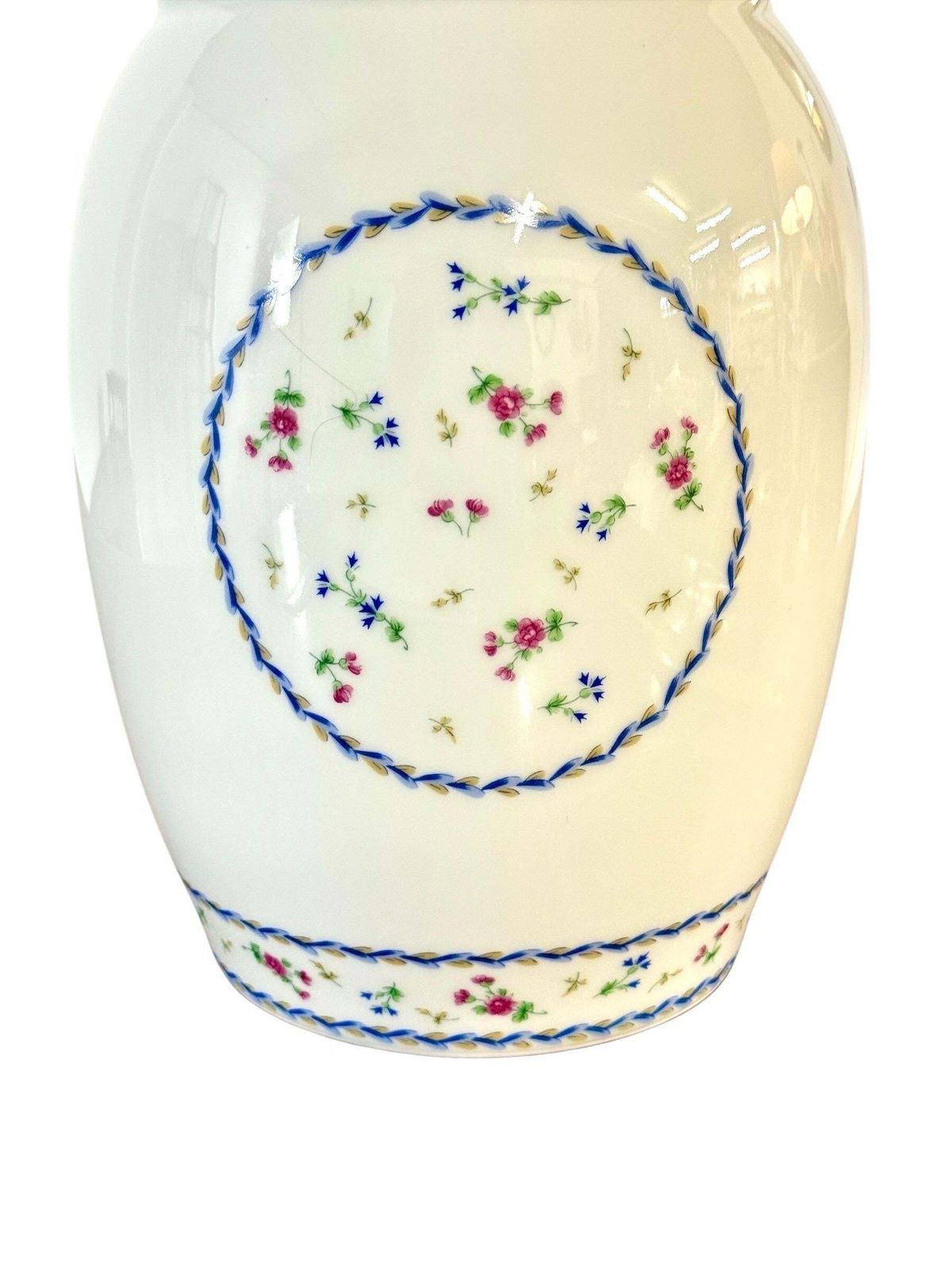 Limoges Porcelain Vase, Comte D'artois Bleu Pattern, 18th Century Design photo Home Decor
