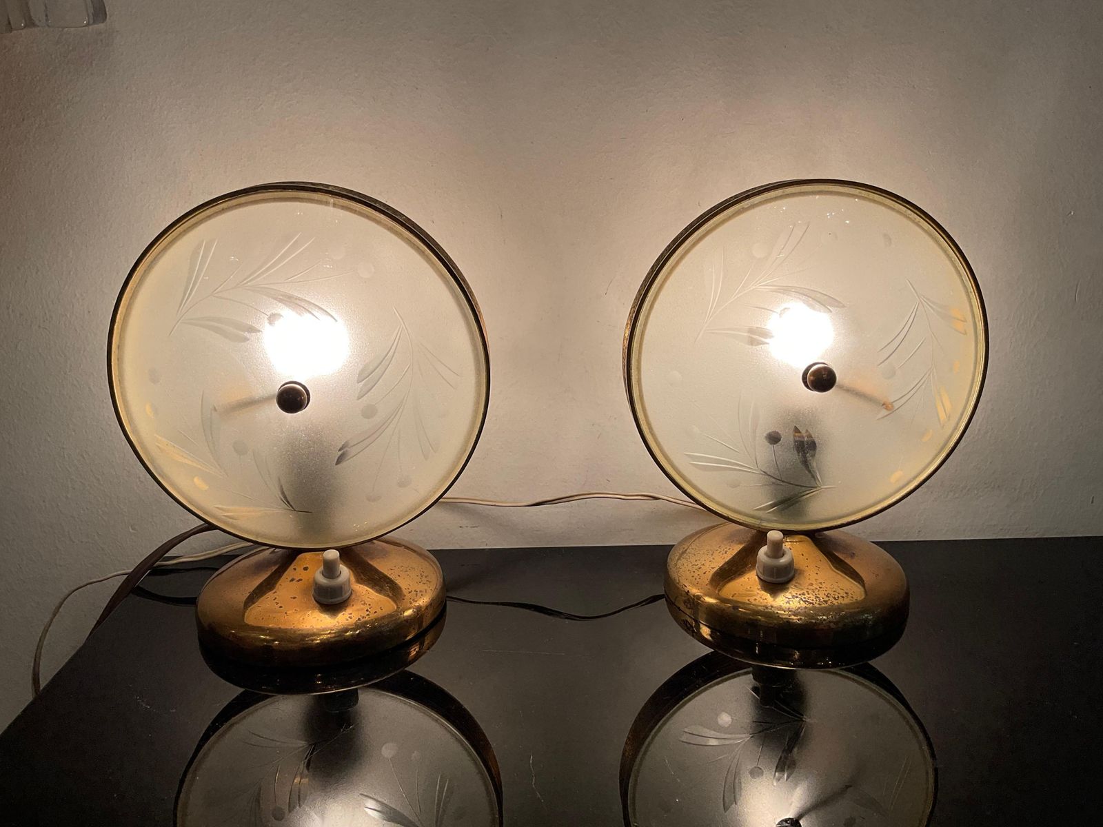 photo furniture Fontanarte   Pietro Chiesa   Pair Of Lamps 1950s
