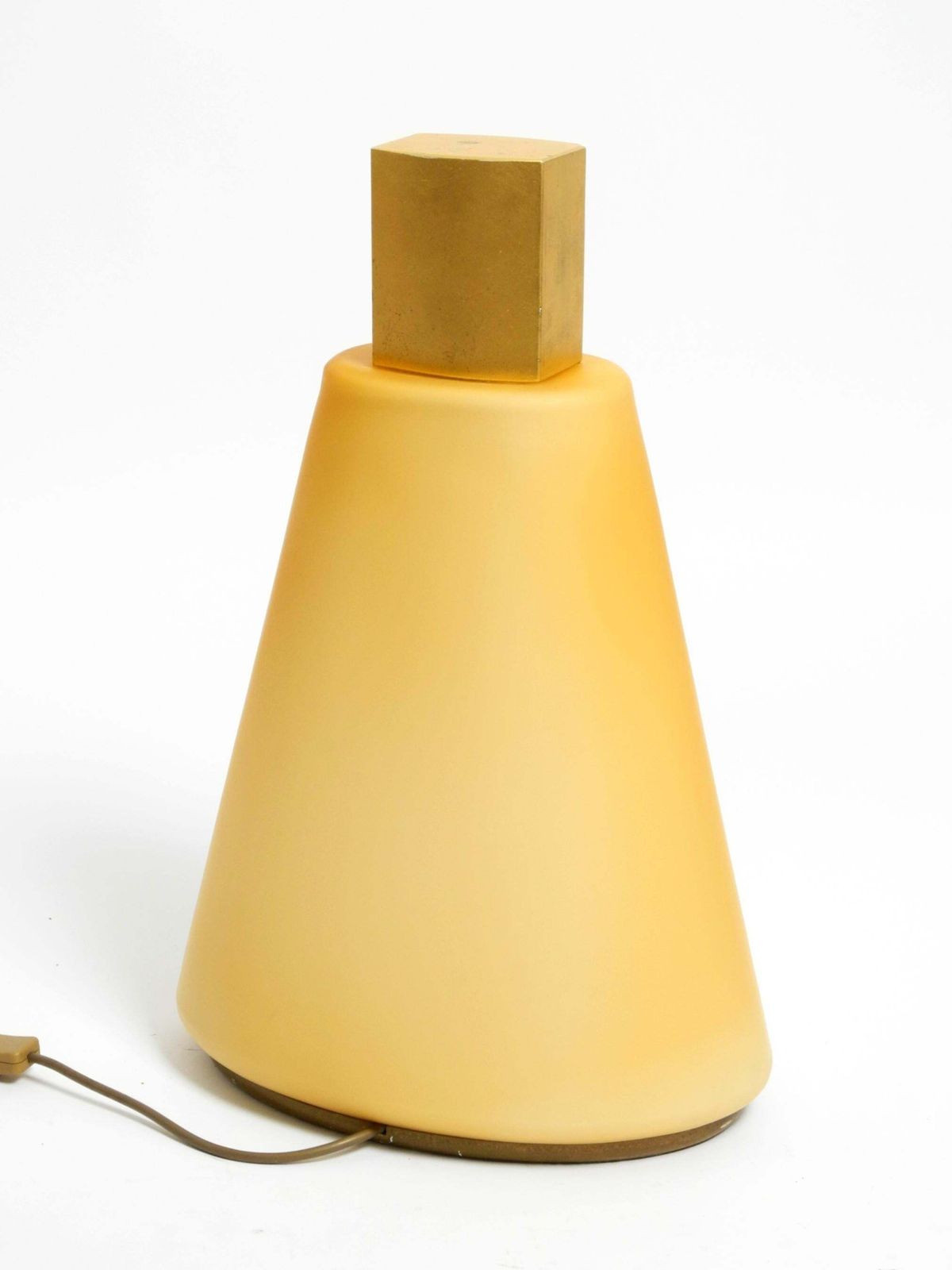 1195.0 Large Original 90s Postmodern Floor Or Table Lamp Made Of Apricot Flashed Glass photo