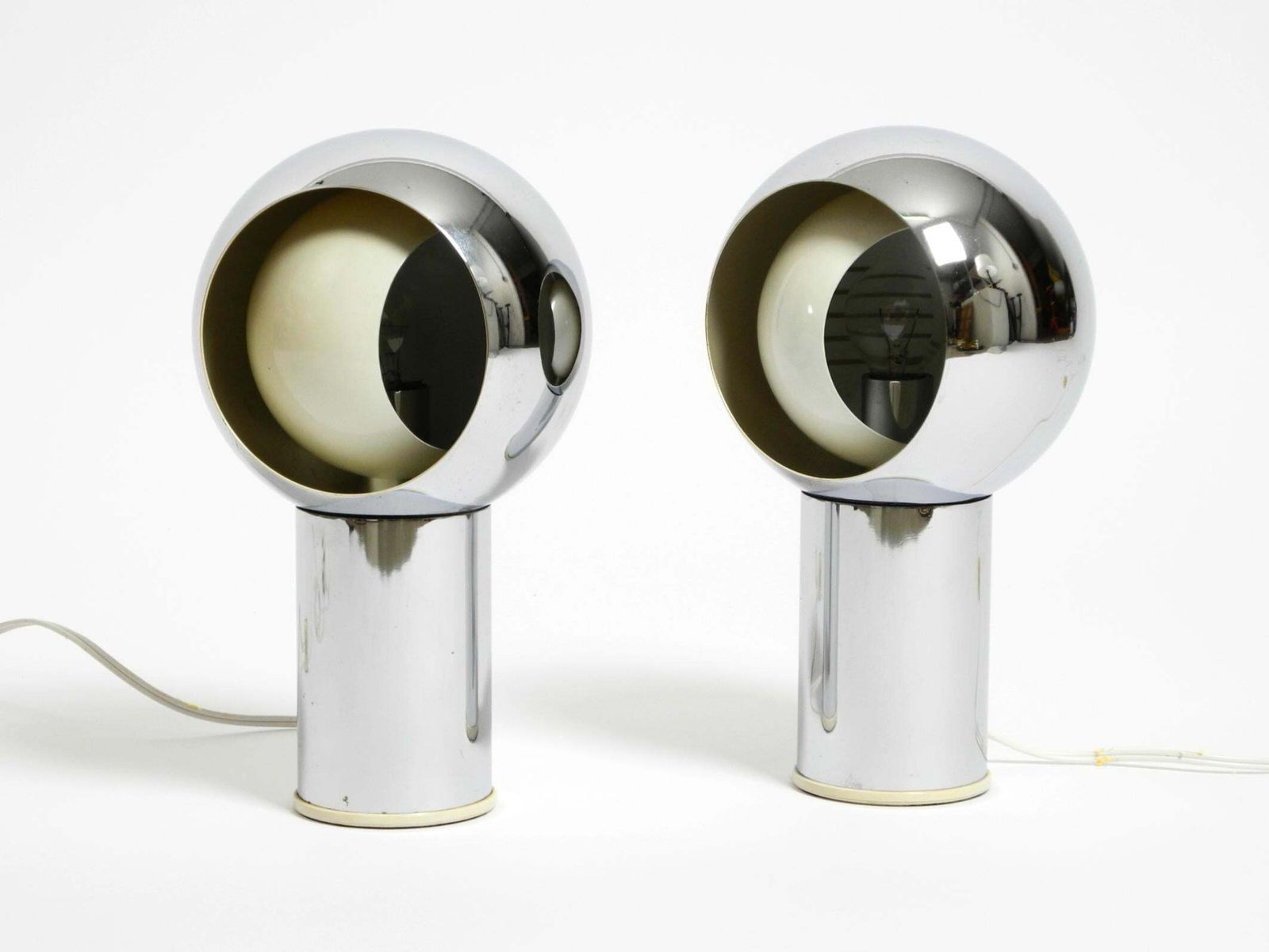 Pair Of Beautiful Large Mid Century Space Age Chrome Table Lamps   Made In Italy photo furniture