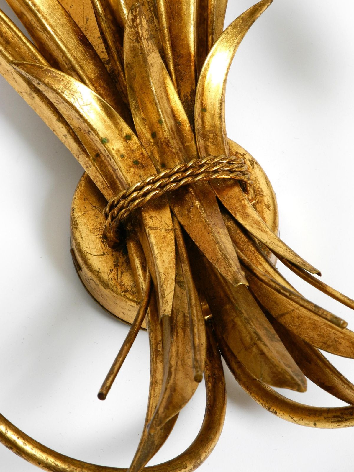 photo vinterior Beautiful Large 70s Gold Plated 2 Armed Metal Wall Lamp By Hans Kögl