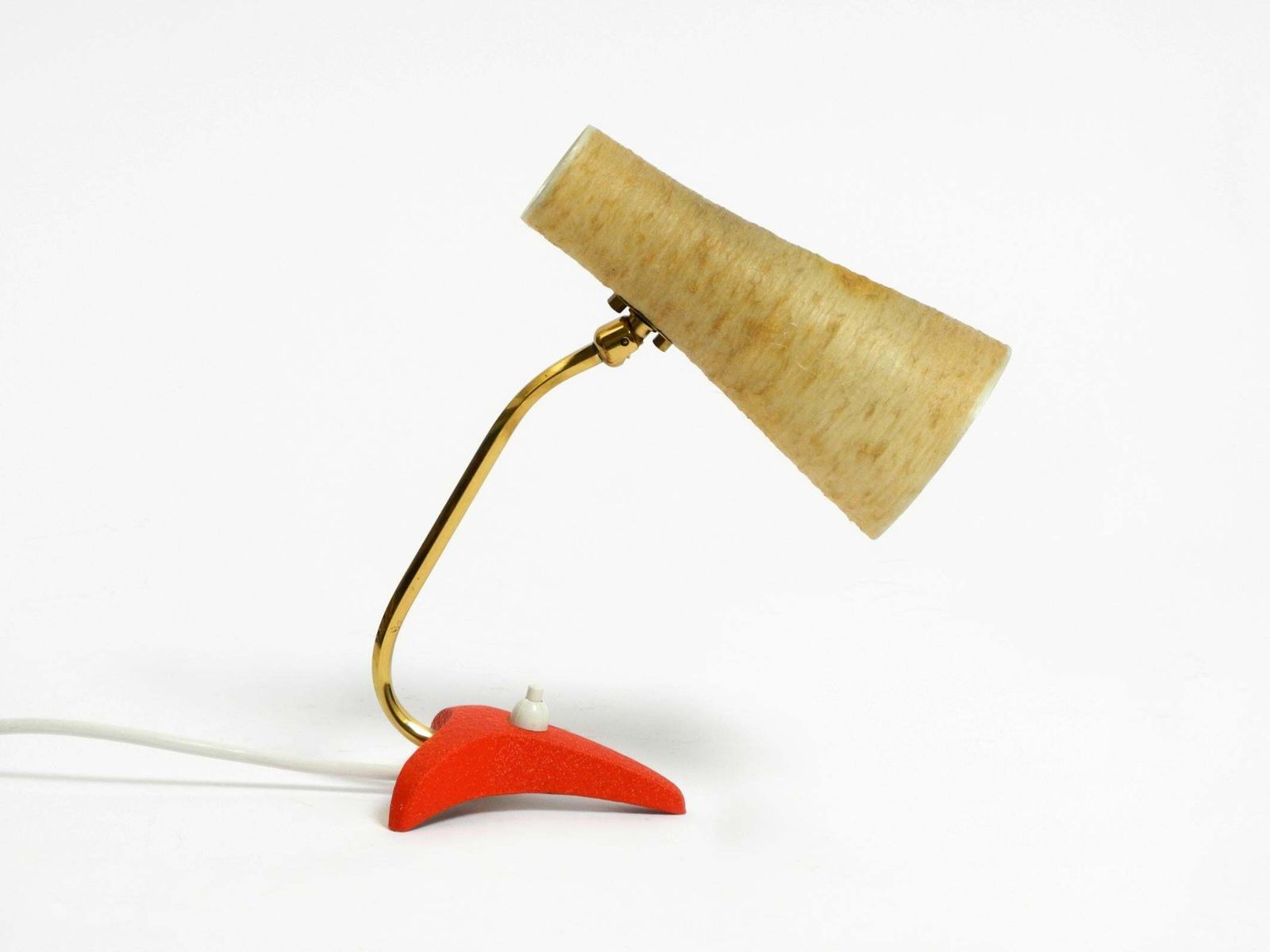 photo vinterior Small Mid Century Crow's Foot Table Lamp With Fiberglass Lampshade By Cosack