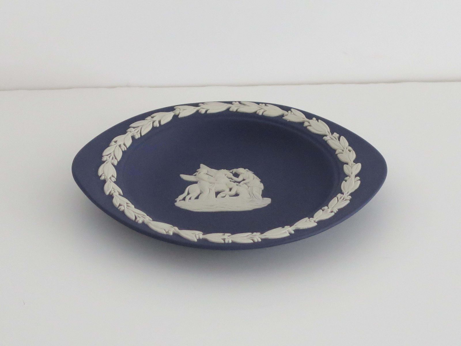 Two Wedgwood Jasperware Jewelry Dishes With Neoclassical Design, 20thc photo buy
