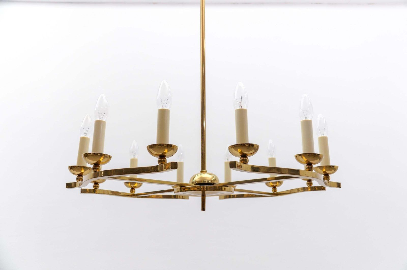 Lighting Amazing Huge Chandelier In Brass, Vereinigte Werkstätten München, 1950s Germany photo