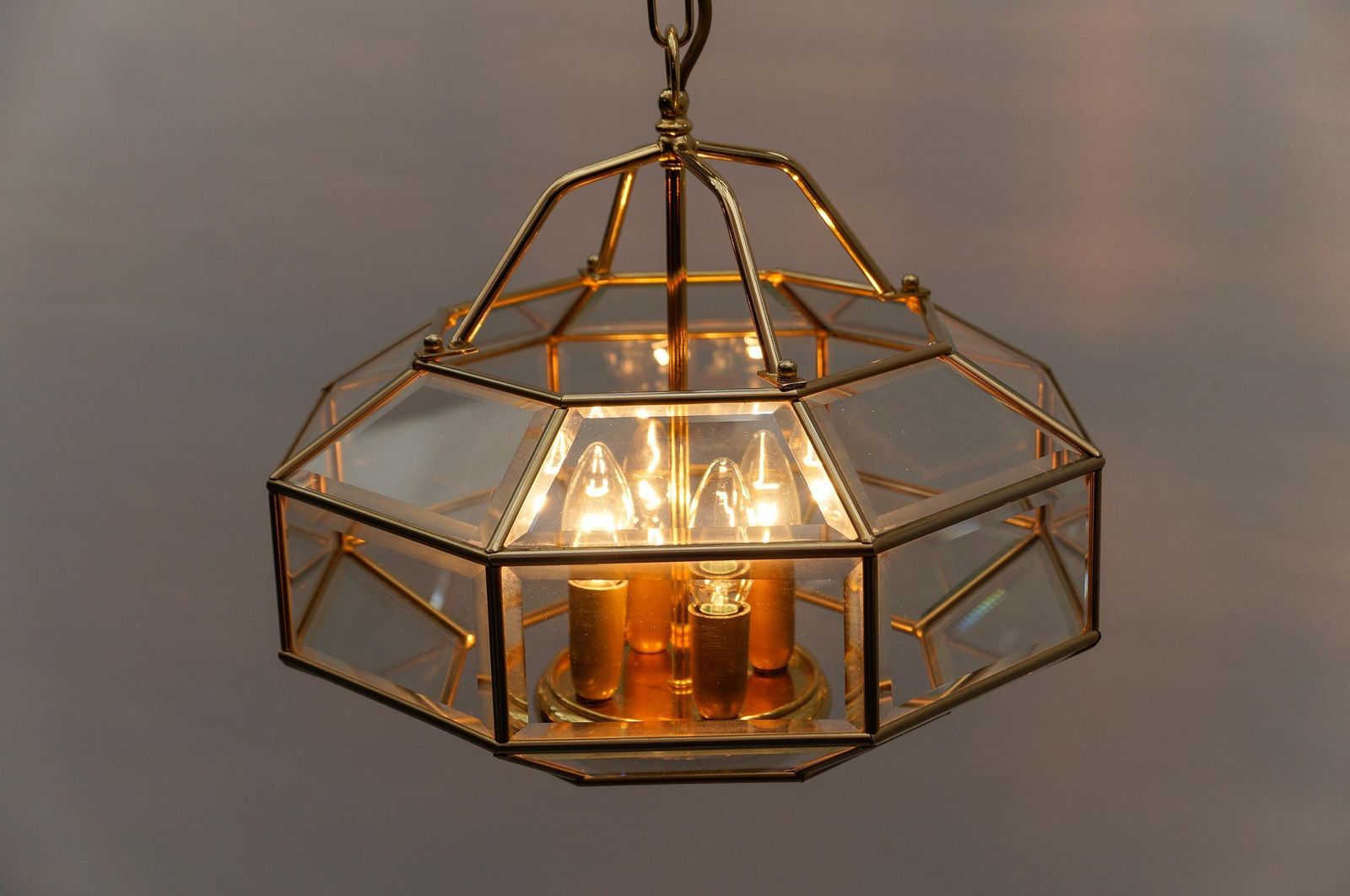photo vintage Lovely Elegant Cut Glass Pendant Lamp, Italy 1960s