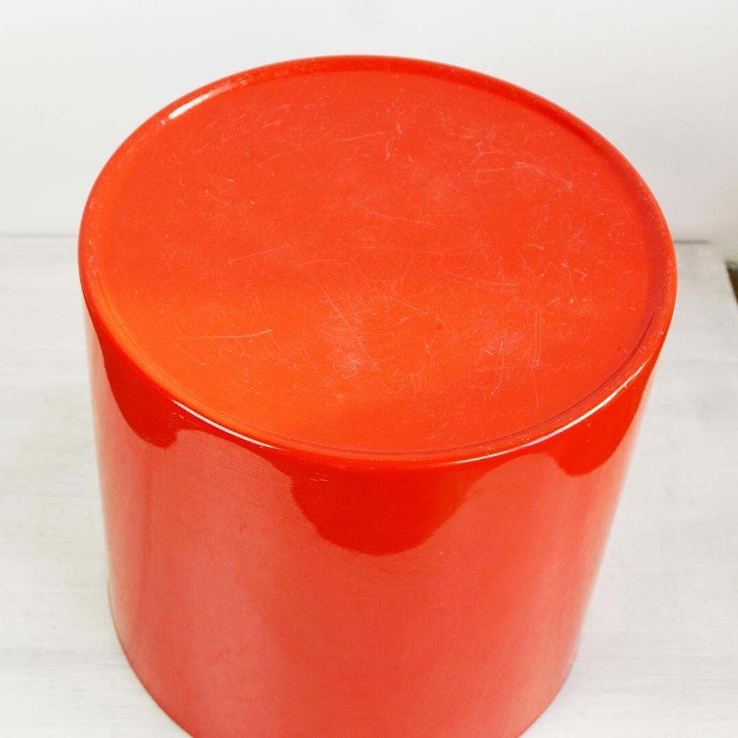 Midcentury Modern Red Plastic Table By Emma Gismondi For Artemide Italy photo 434.0