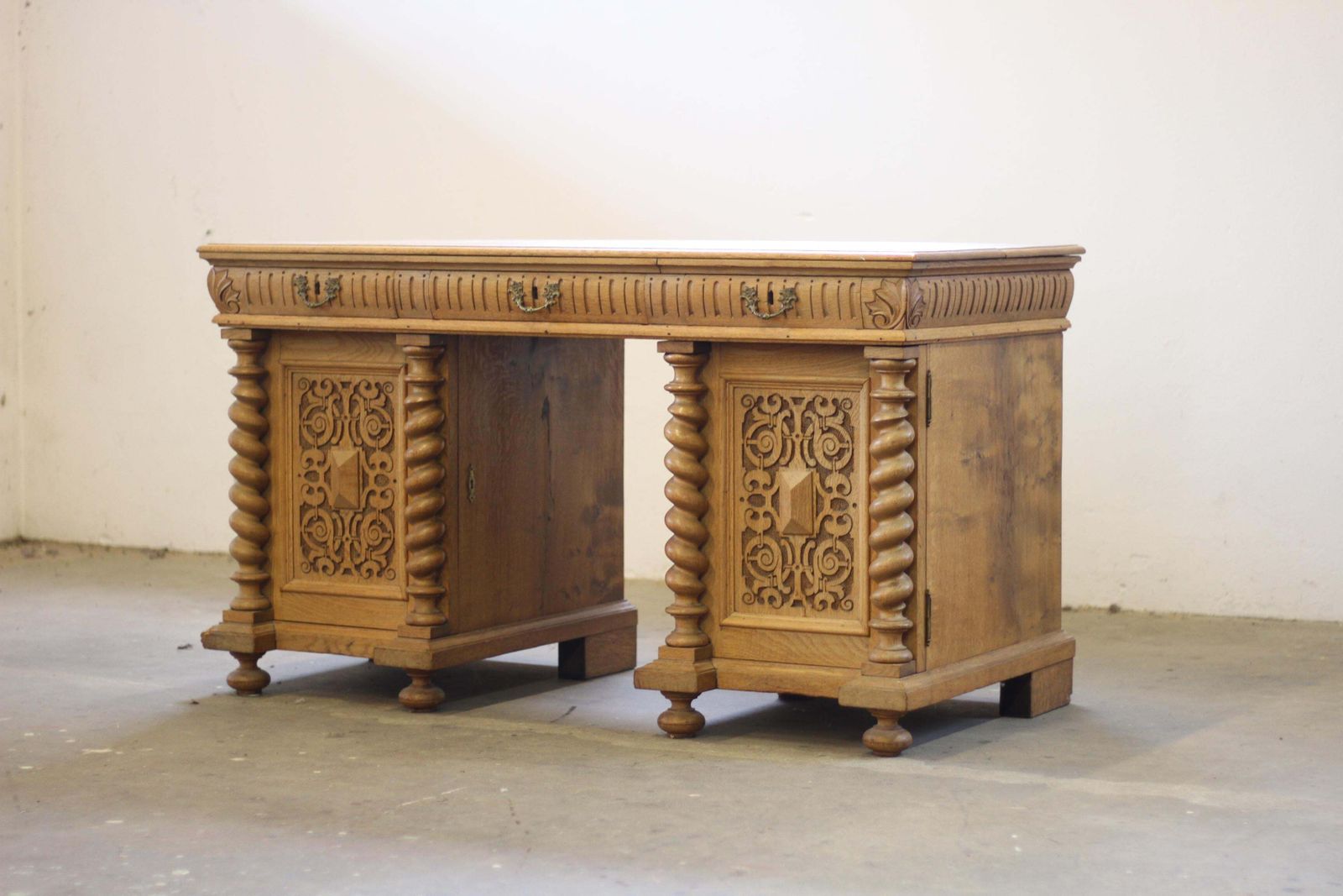 Handcrafted 1960s Danish Oak Desk, Deep Patina, Sculptural Mid Century Design photo furniture