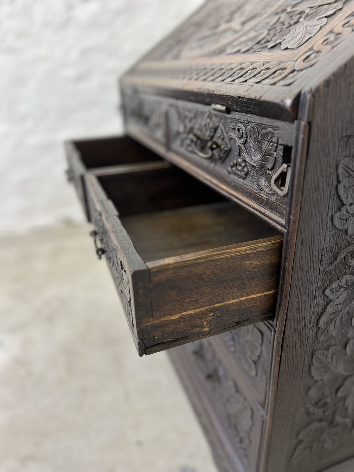 photo buy Antique Carved English Oak Chinoiserie Bureau Chest Secretary Writing Desk Secretaire With Drawers