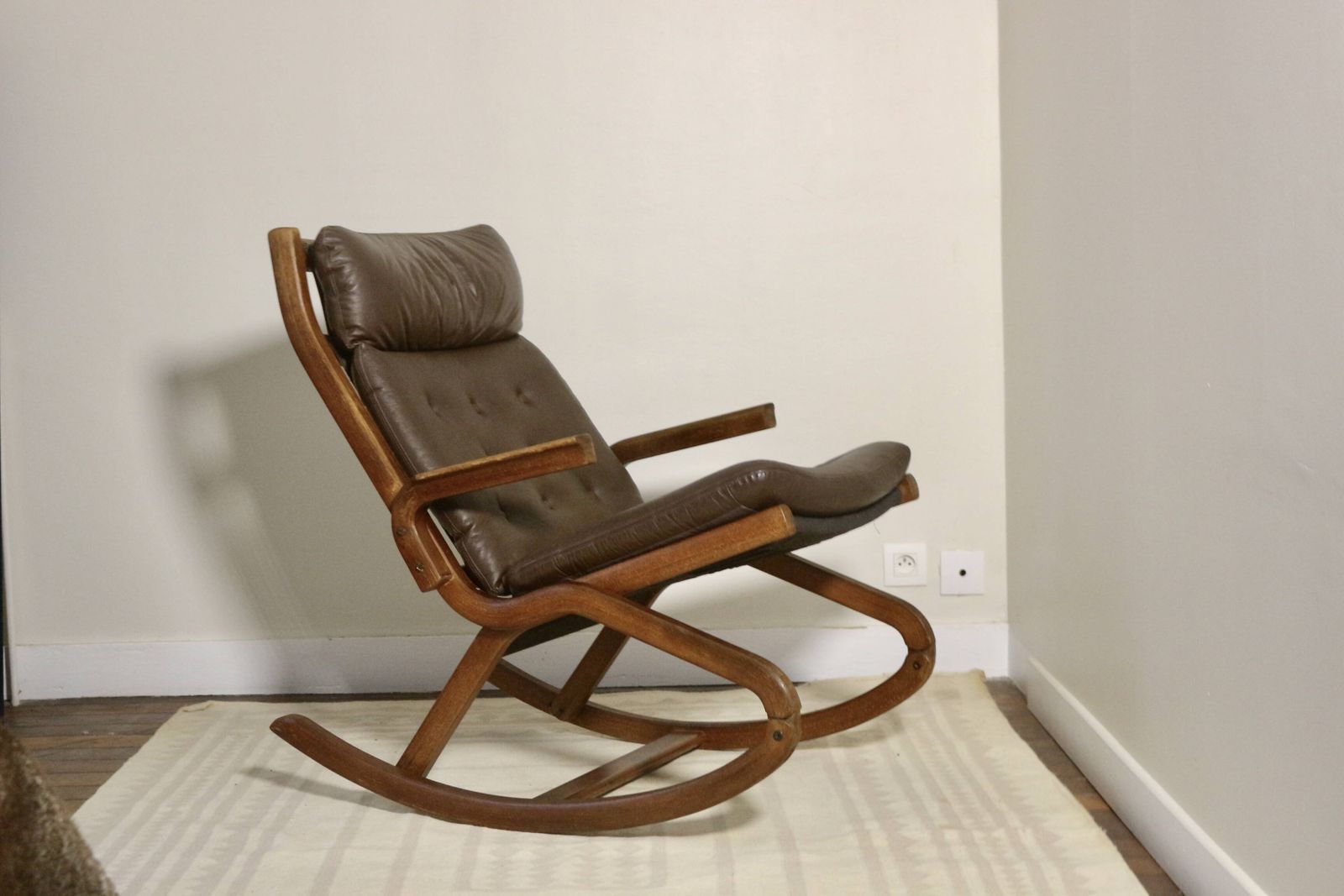 Rocking Chair Design Norway 1960s Teak Wood Year 60 Ref Paolo photo 484.0