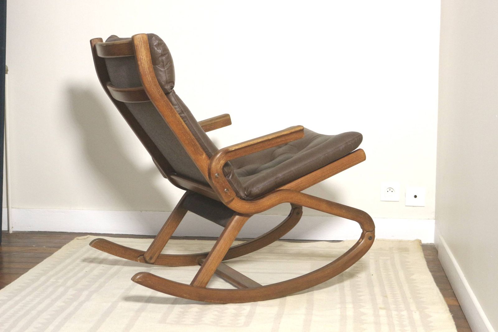 photo furniture Rocking Chair Design Norway 1960s Teak Wood Year 60 Ref Paolo
