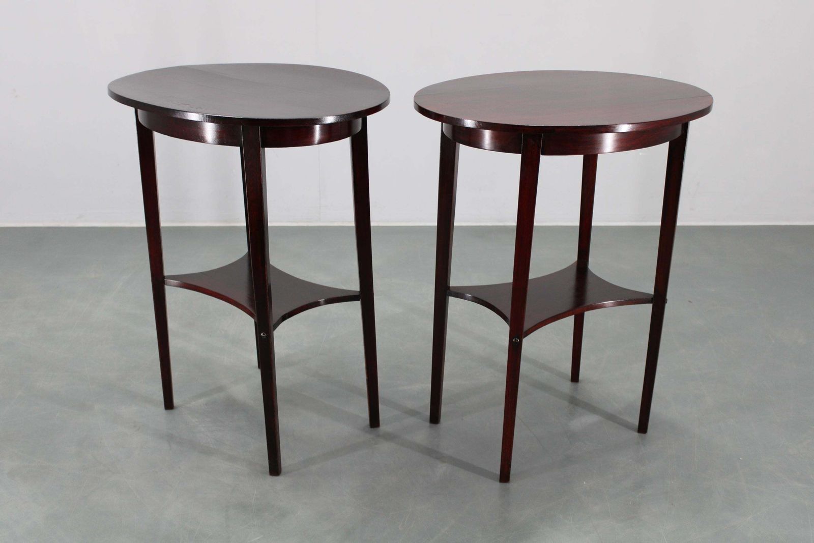 1930s Pair Of Restored Thonet Side Tables No. 206, Czechoslovakia photo 1305.0